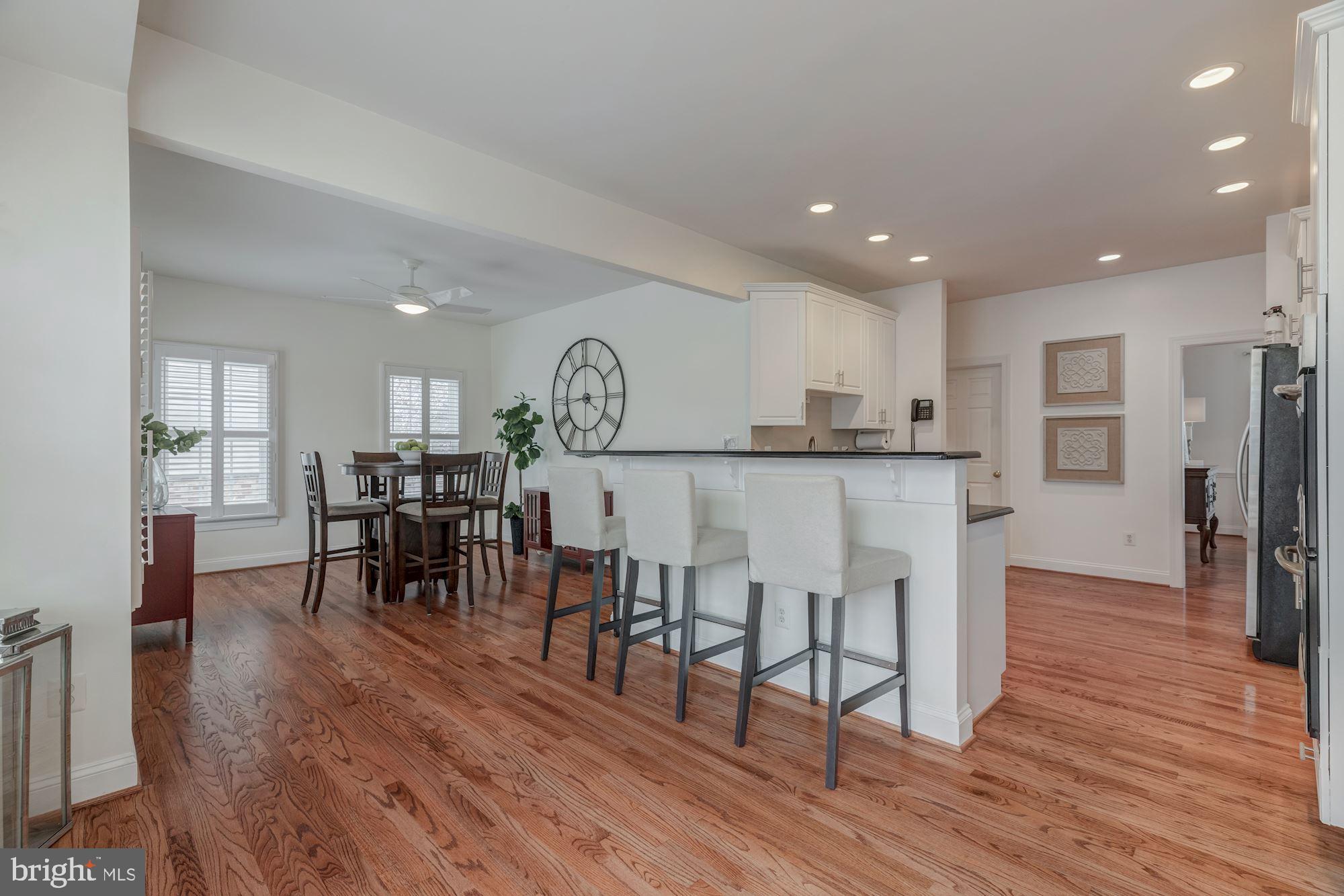 MCINTOSH MANOR OLDE CHES - Residential