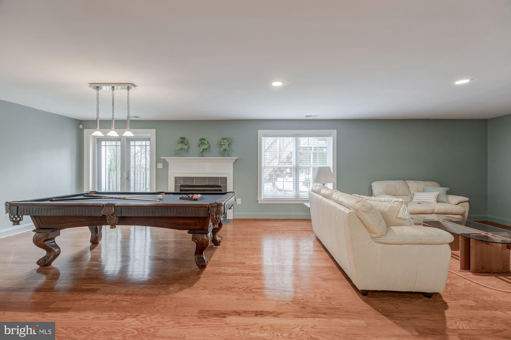 MCINTOSH MANOR OLDE CHES - Residential