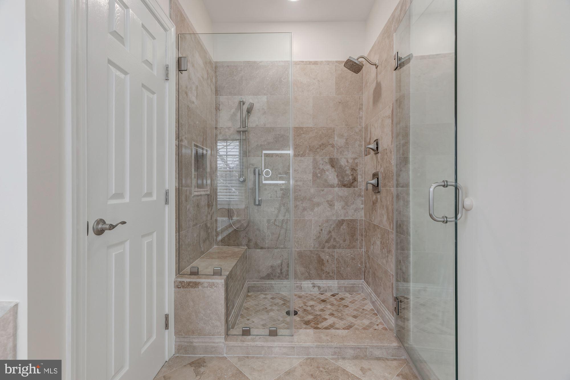 MCINTOSH MANOR OLDE CHES - Residential