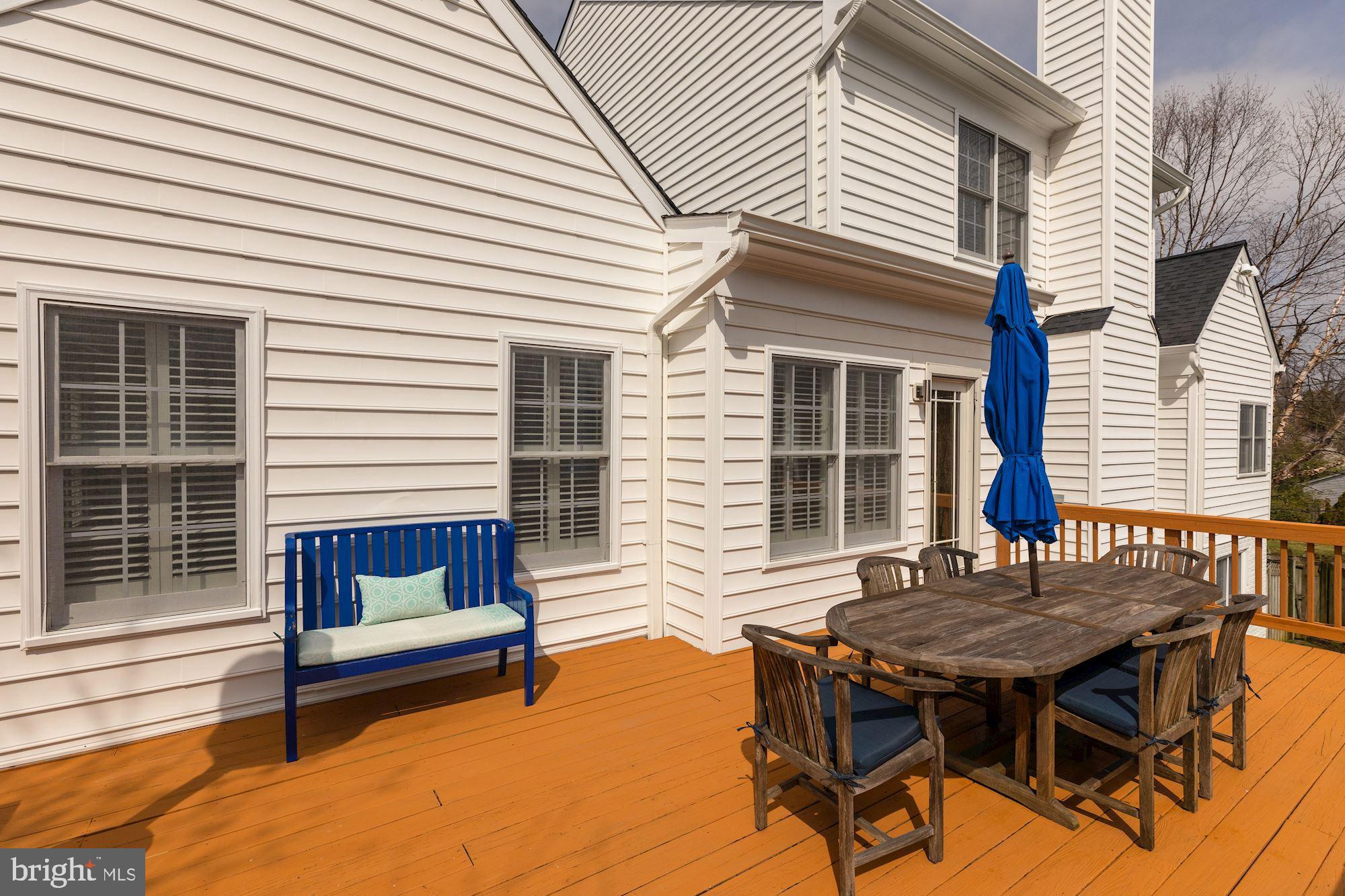 MCINTOSH MANOR OLDE CHES - Residential