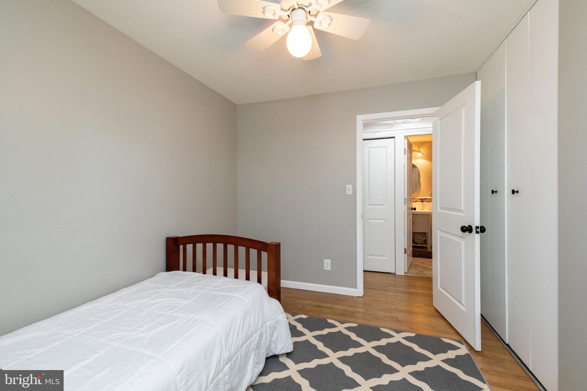 WAKEFIELD MEADOWS - Residential