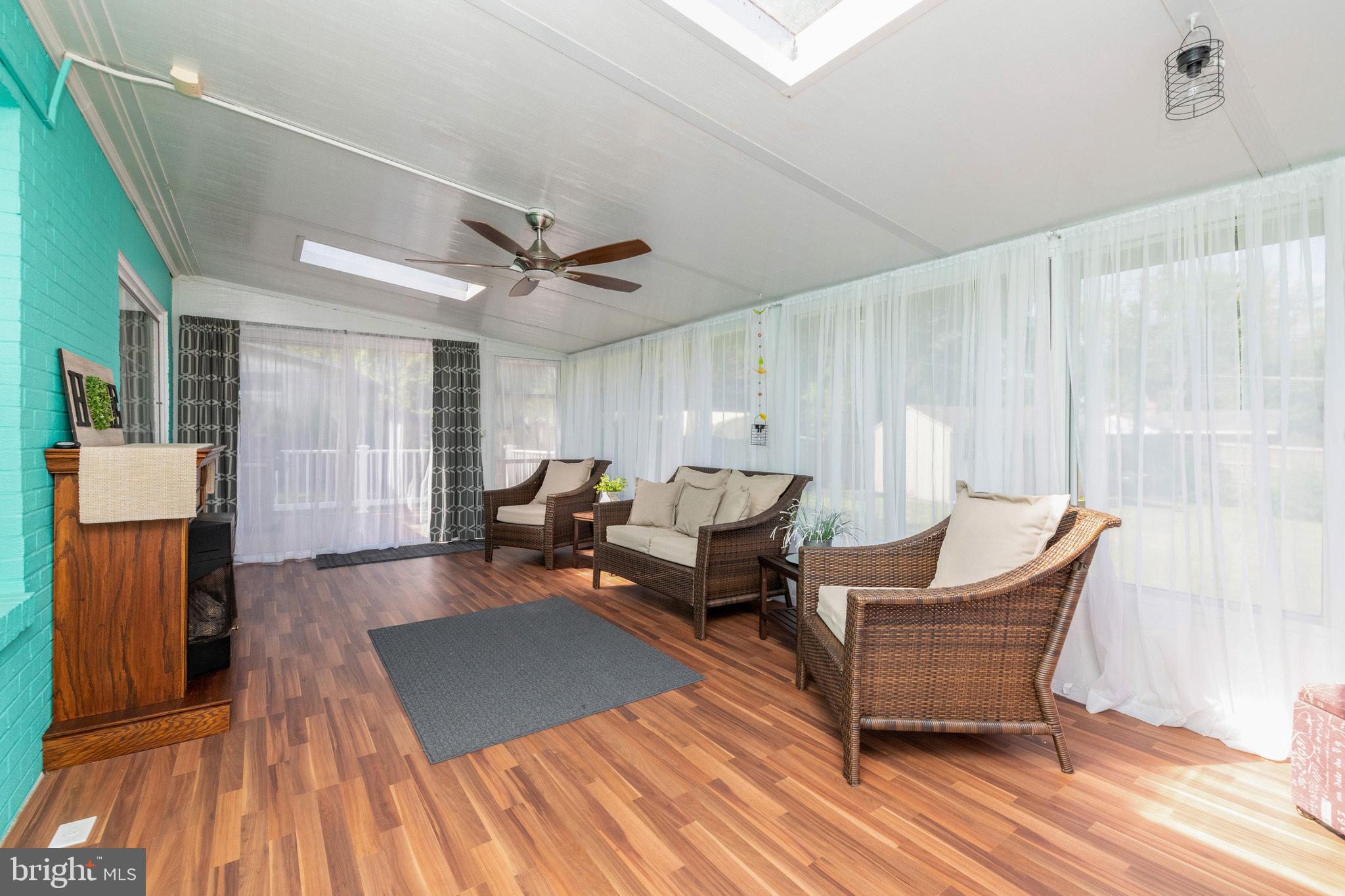 WAKEFIELD MEADOWS - Residential