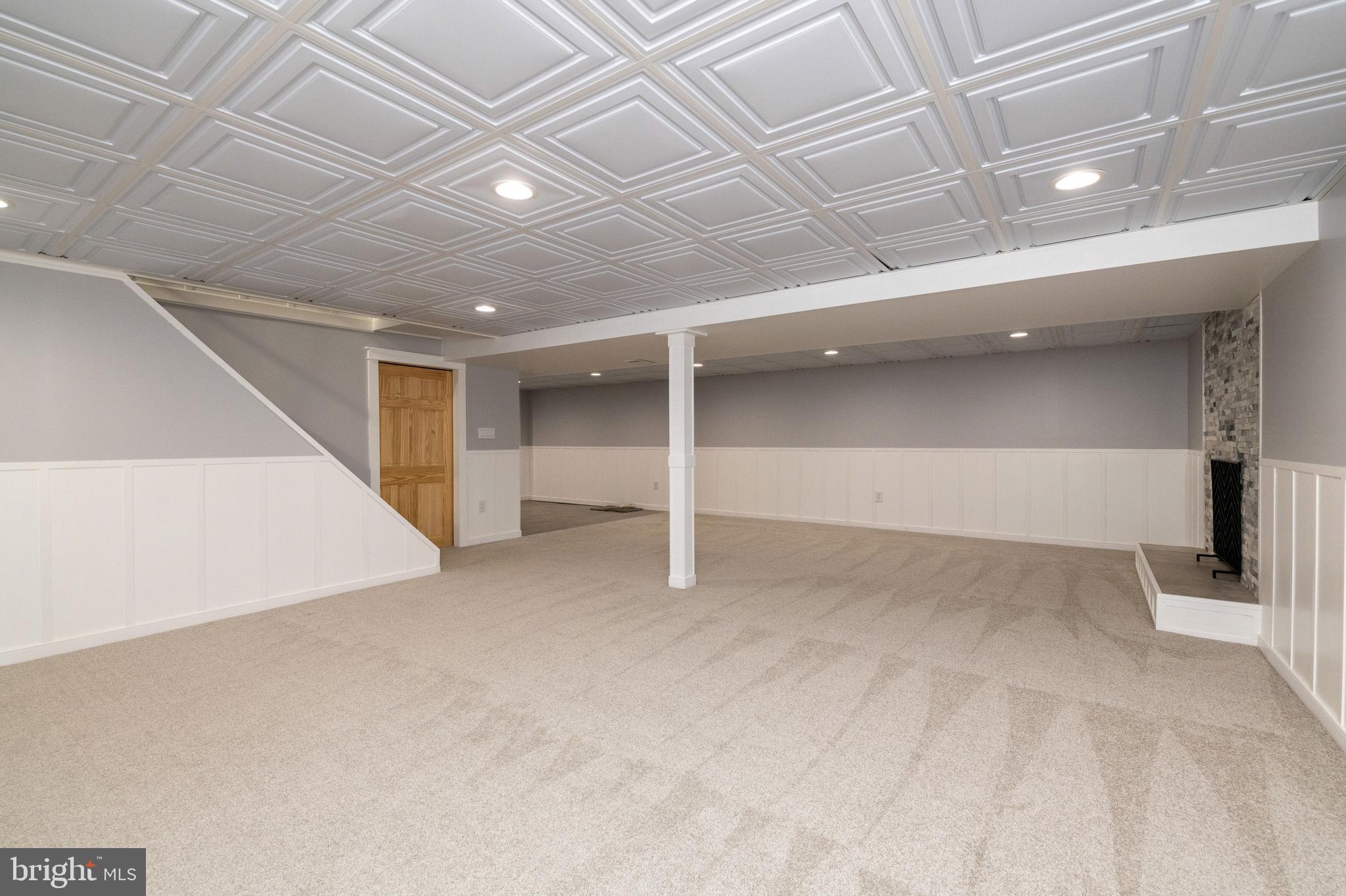 WAKEFIELD MEADOWS - Residential