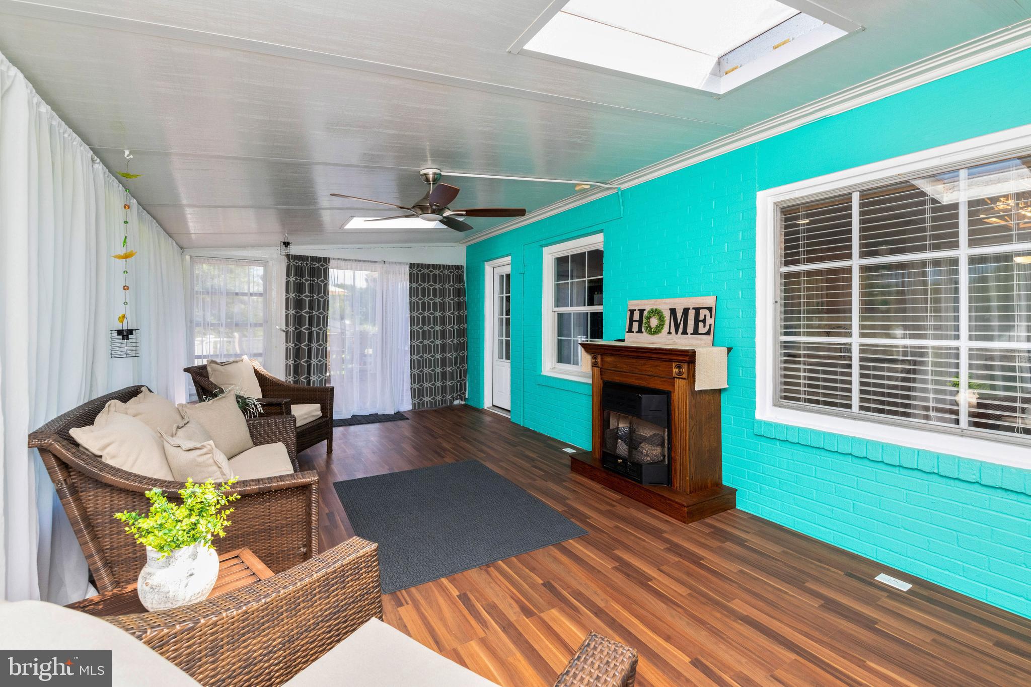 WAKEFIELD MEADOWS - Residential