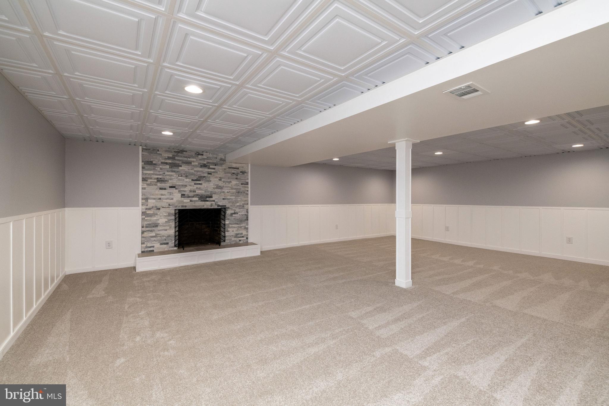 WAKEFIELD MEADOWS - Residential