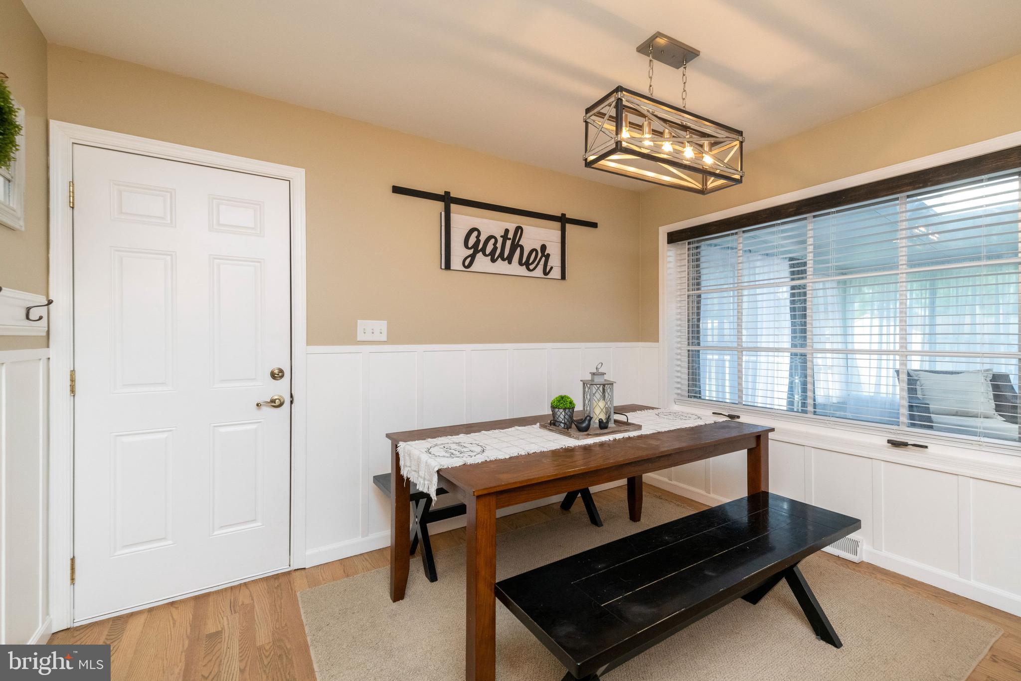 WAKEFIELD MEADOWS - Residential