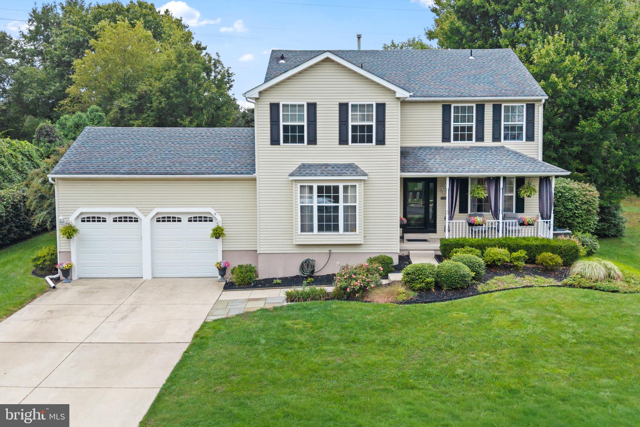 9 AUTUMN LANE