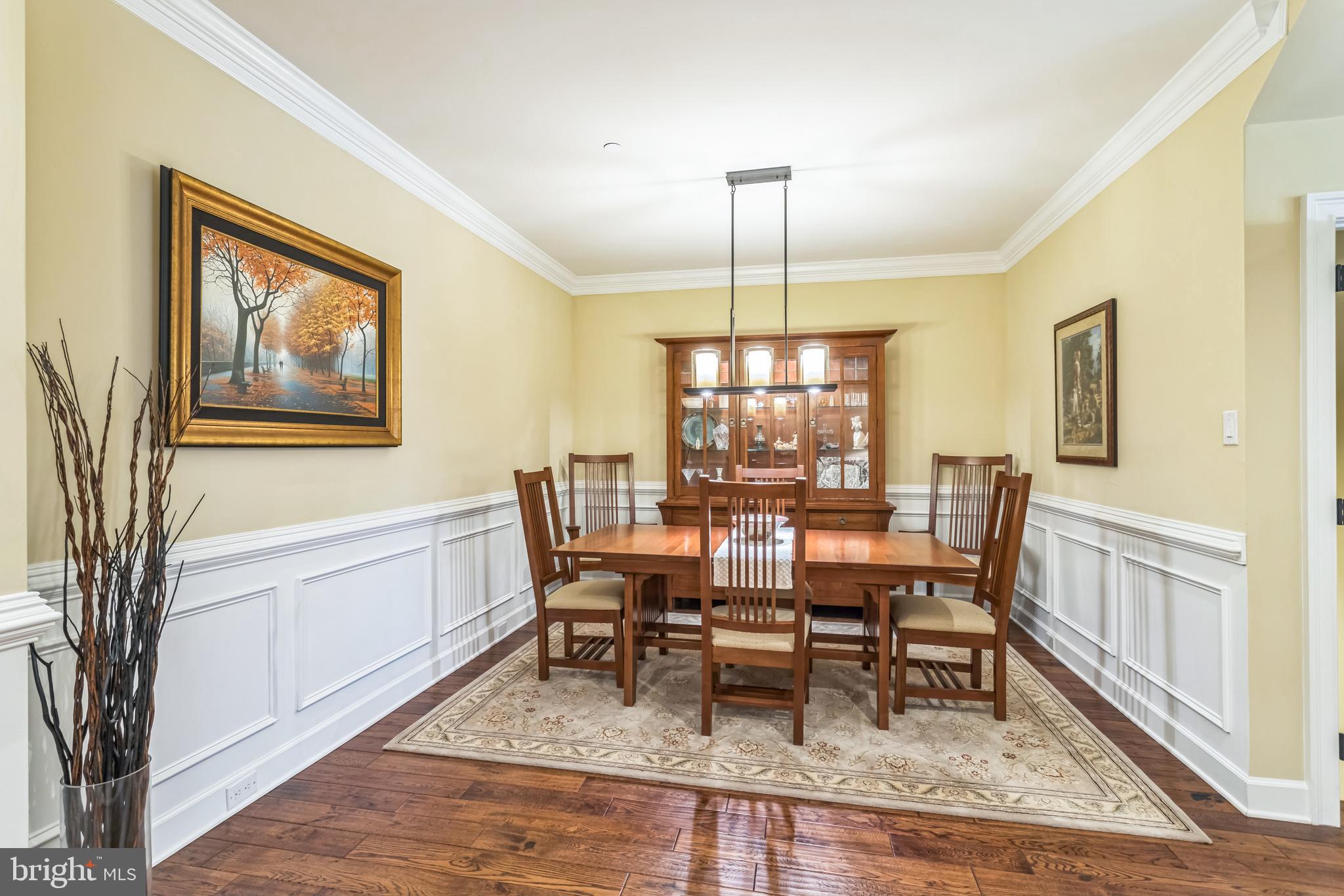 37 ADDISON LANE