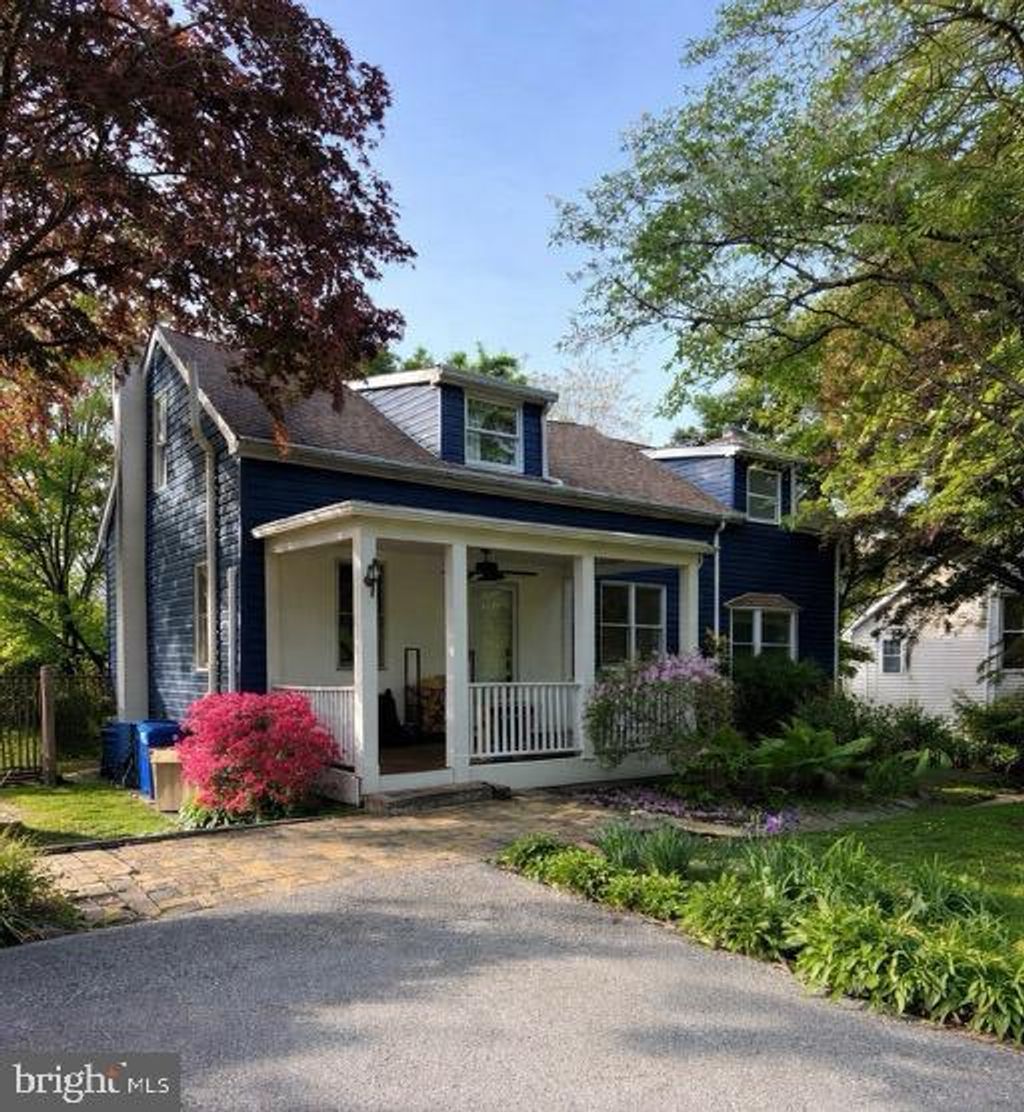 Photo of 531 Gilbert Street, MEDIA, PA 19063 (MLS # PADE2107510)