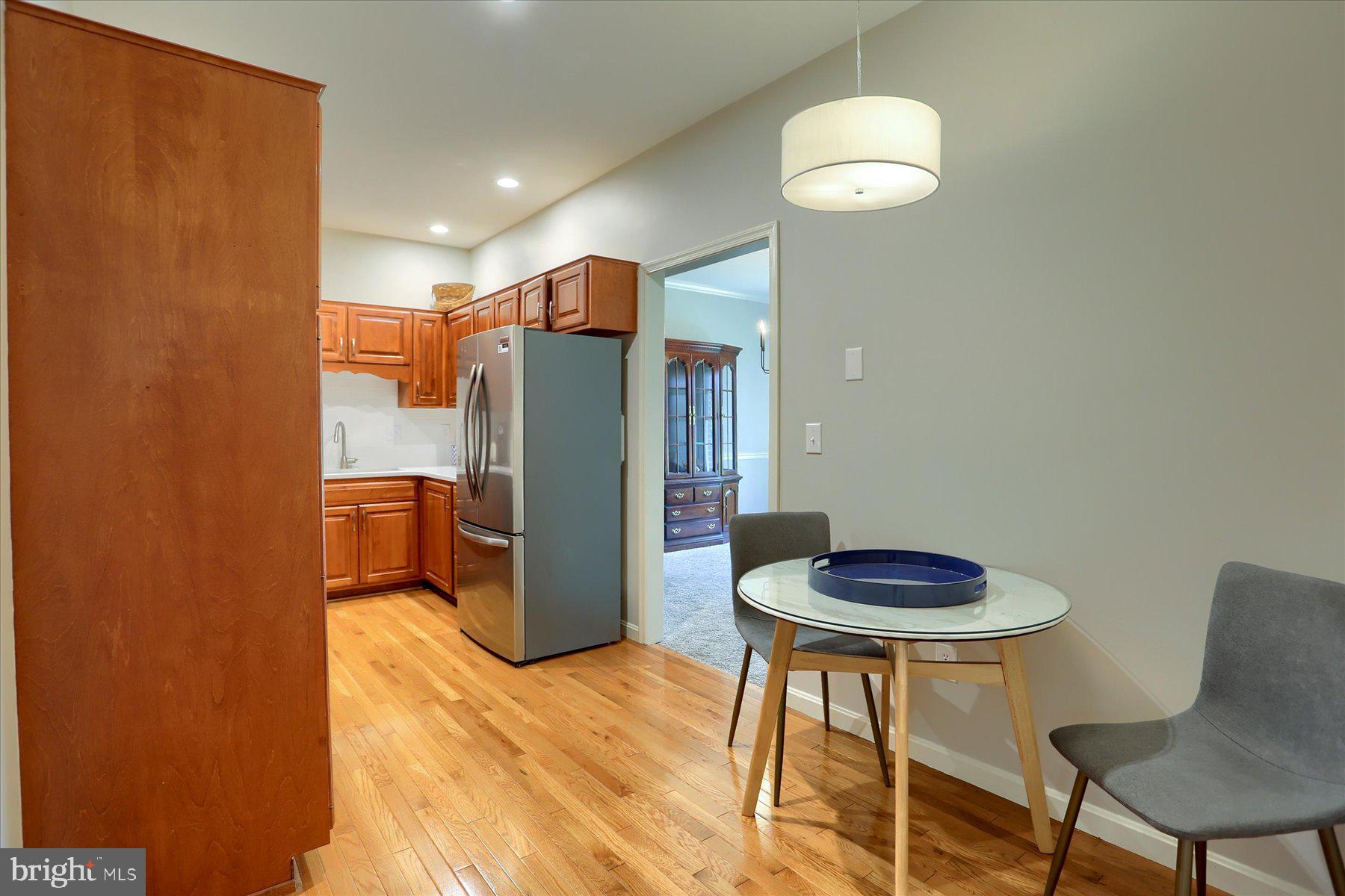 DICKINSON GREEN - Residential