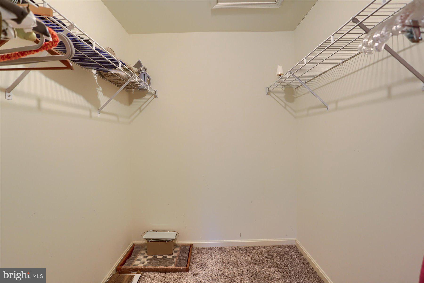 DICKINSON GREEN - Residential