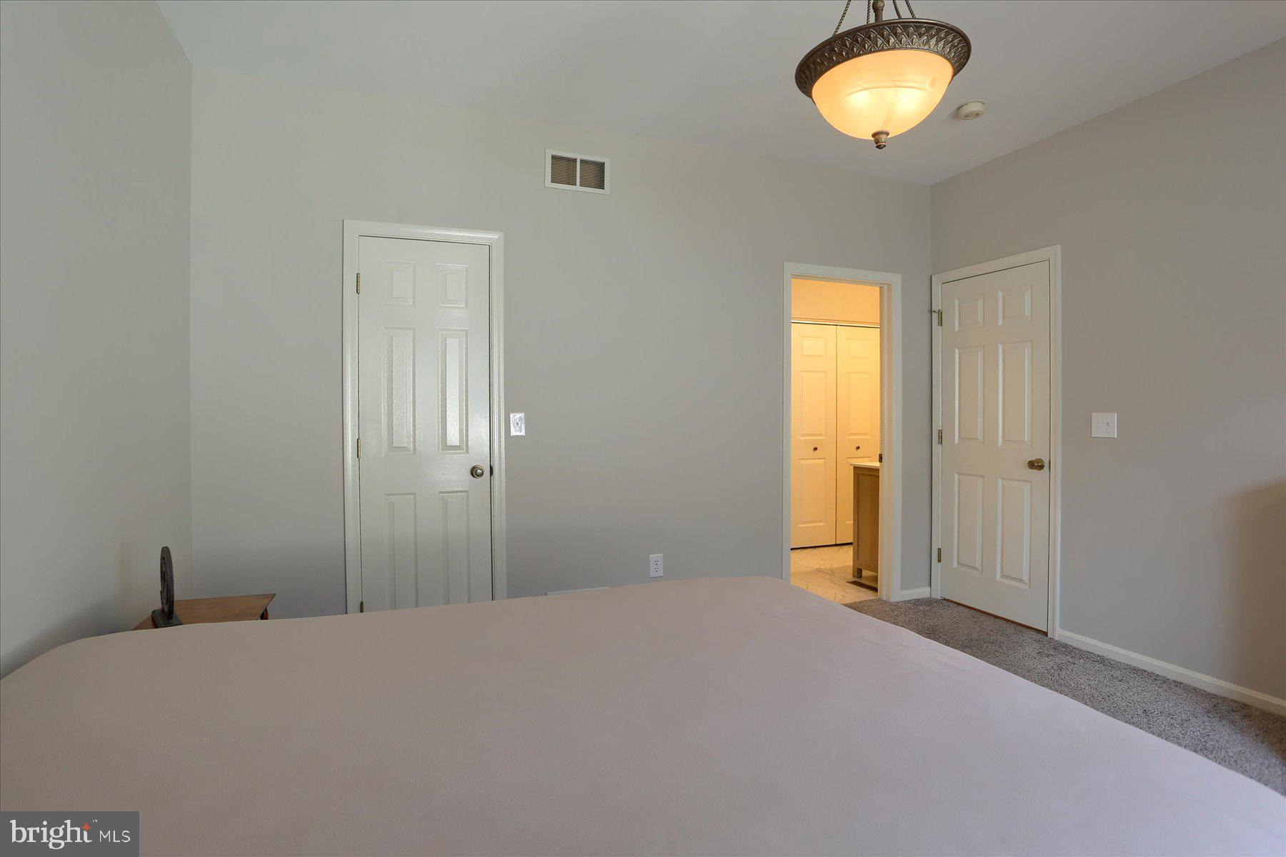 DICKINSON GREEN - Residential