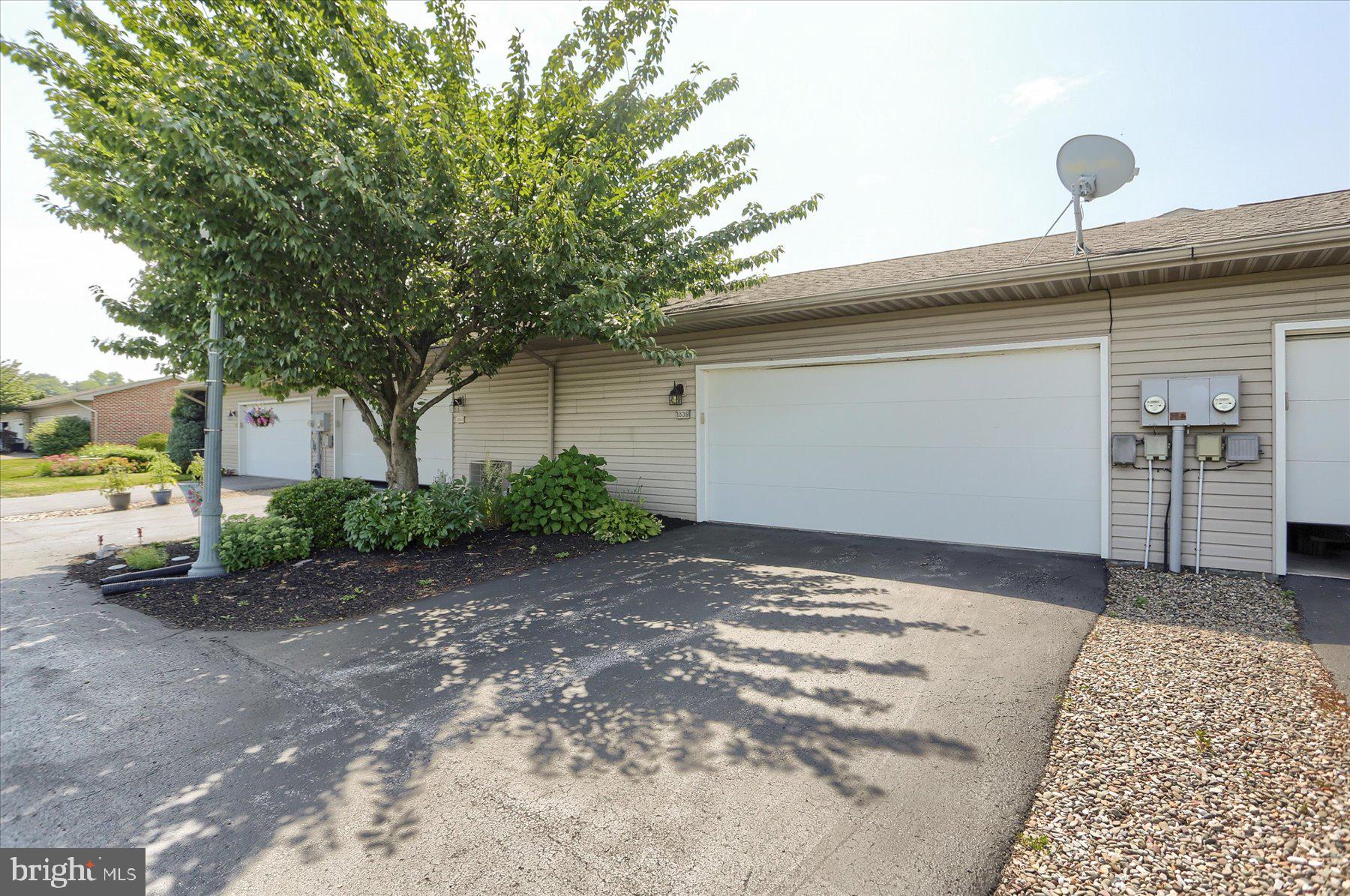 DICKINSON GREEN - Residential