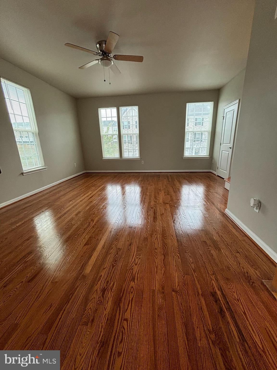 LAKE FREDERICK - Residential Lease