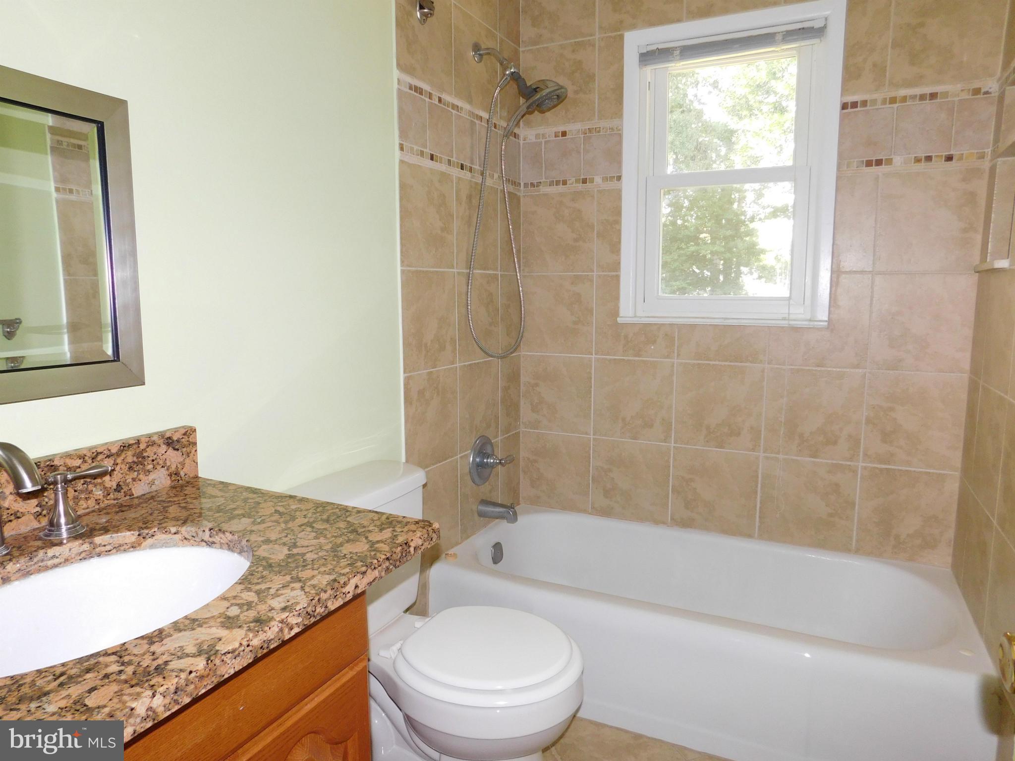 FEATHERSTNE/MARUMSCO WDS - Residential Lease