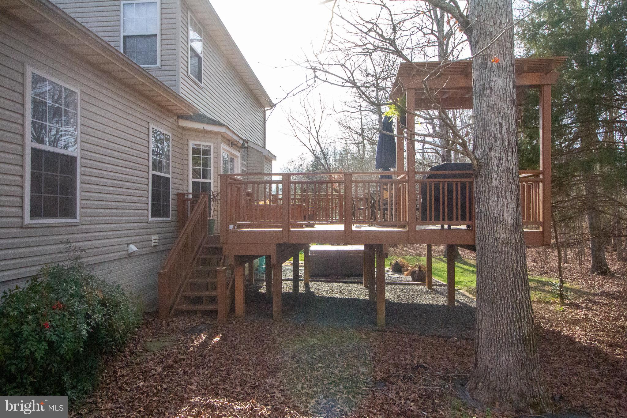 NI RIVER STATION - Residential