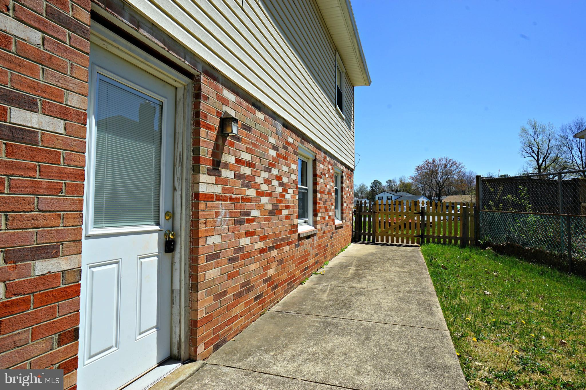 BROOKFIELD - Residential