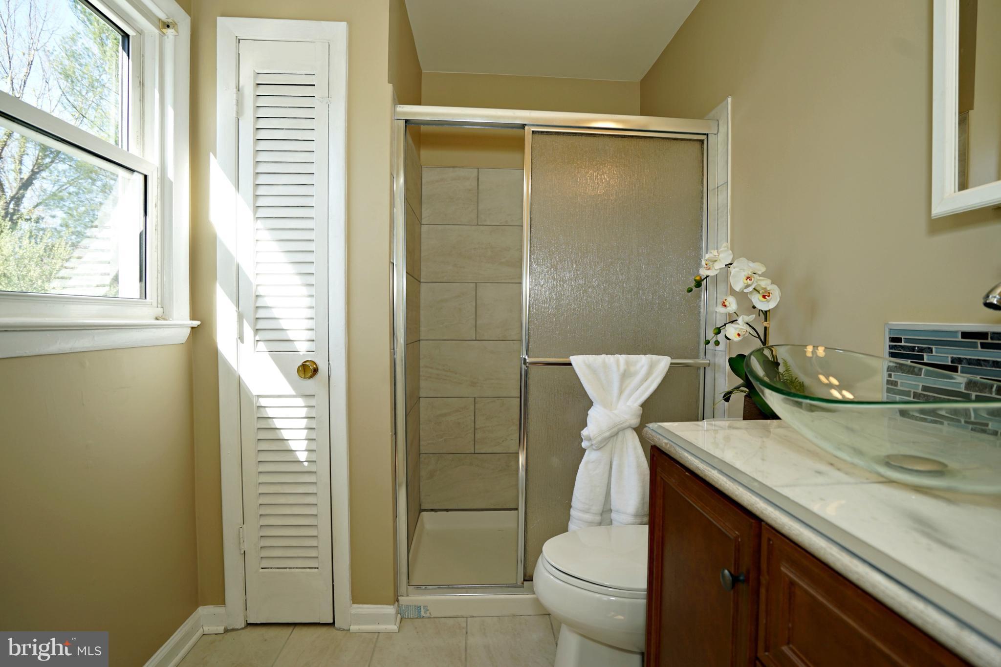 BROOKFIELD - Residential