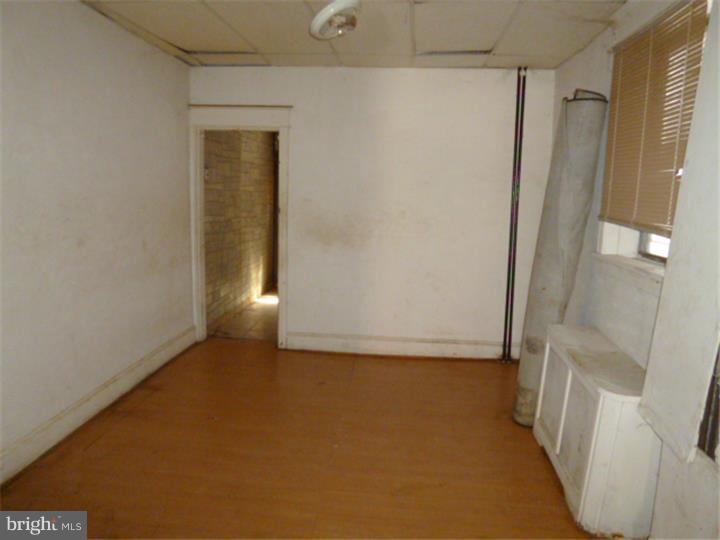 PHILADELPHIA (SOUTHWEST) - Residential
