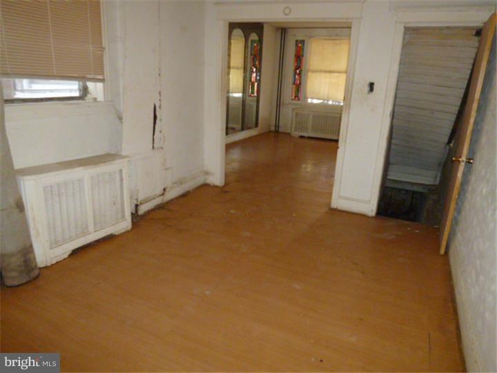 PHILADELPHIA (SOUTHWEST) - Residential