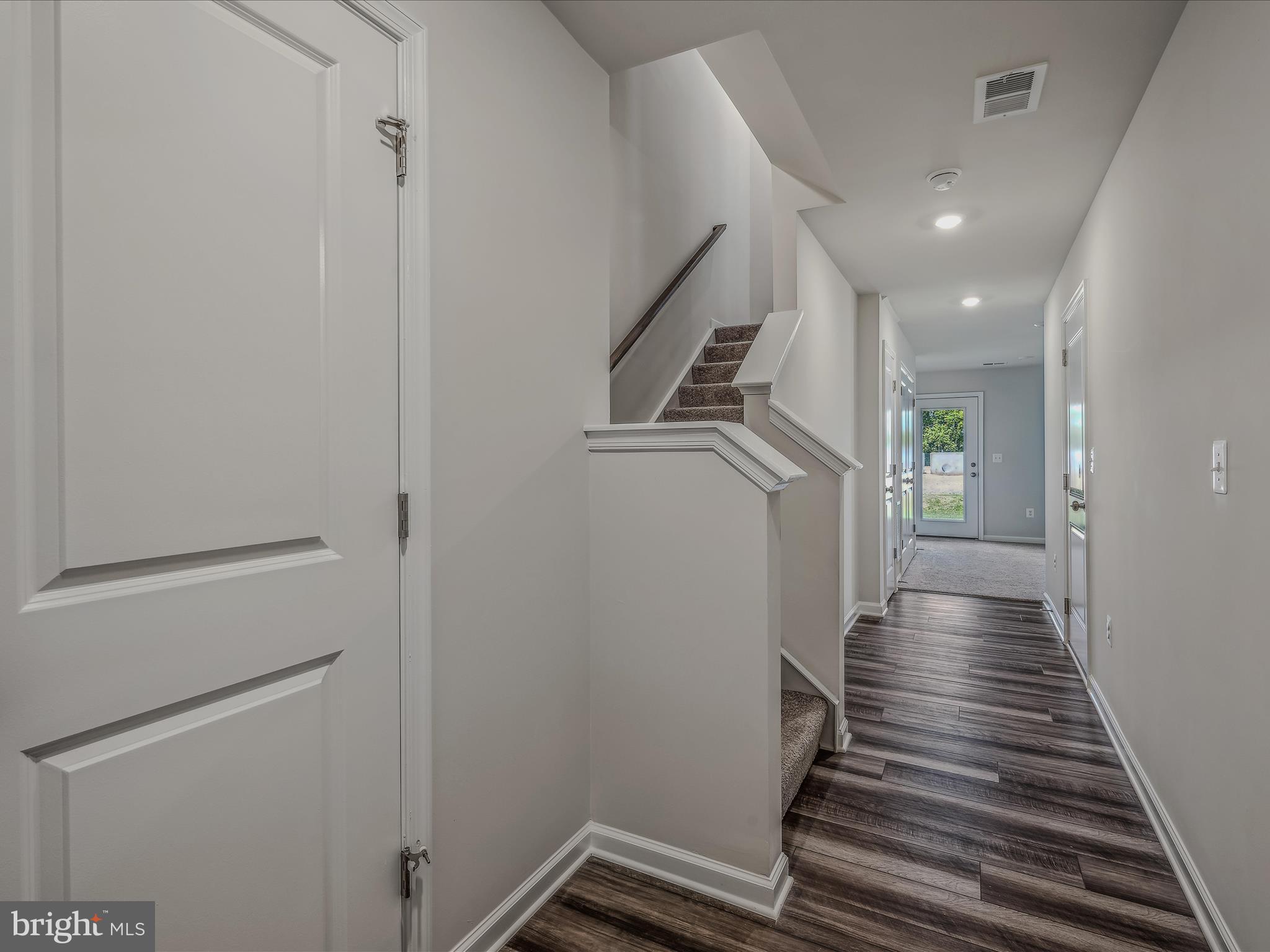 WILLOW GLEN - Residential Lease