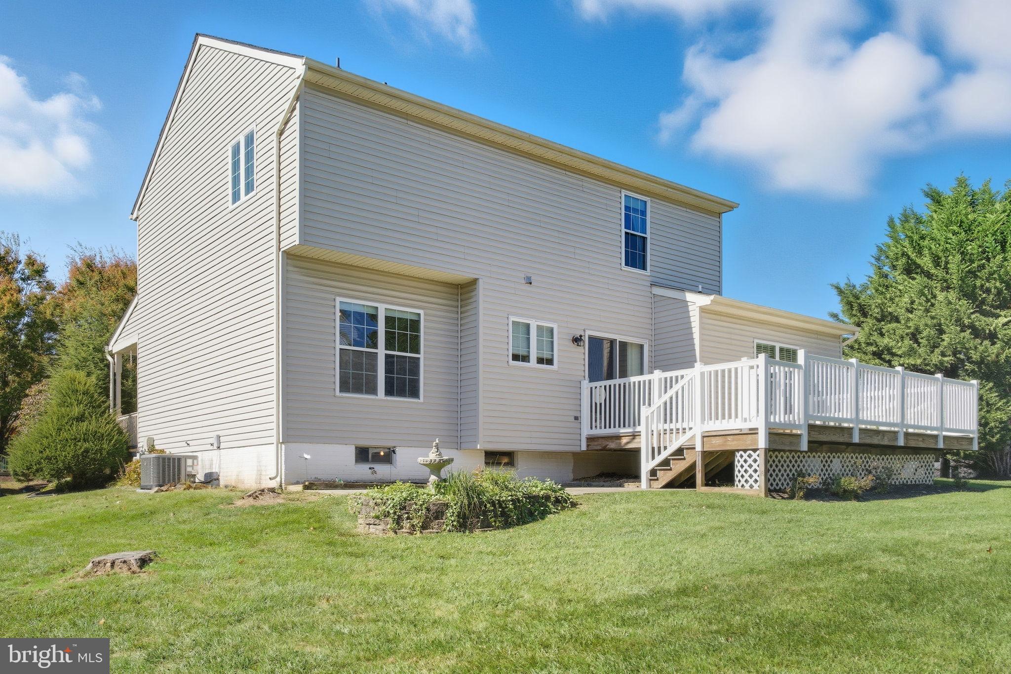 HICKORY OVERLOOK - Residential