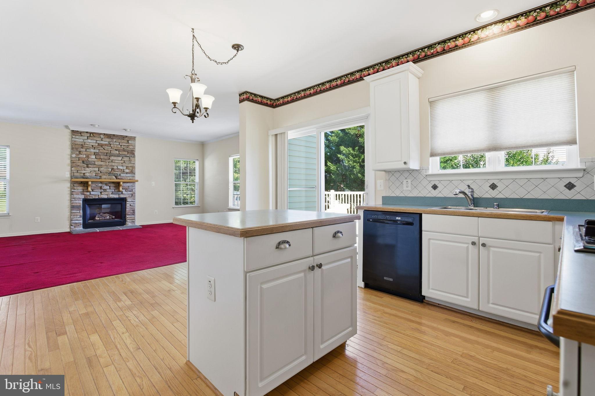 HICKORY OVERLOOK - Residential