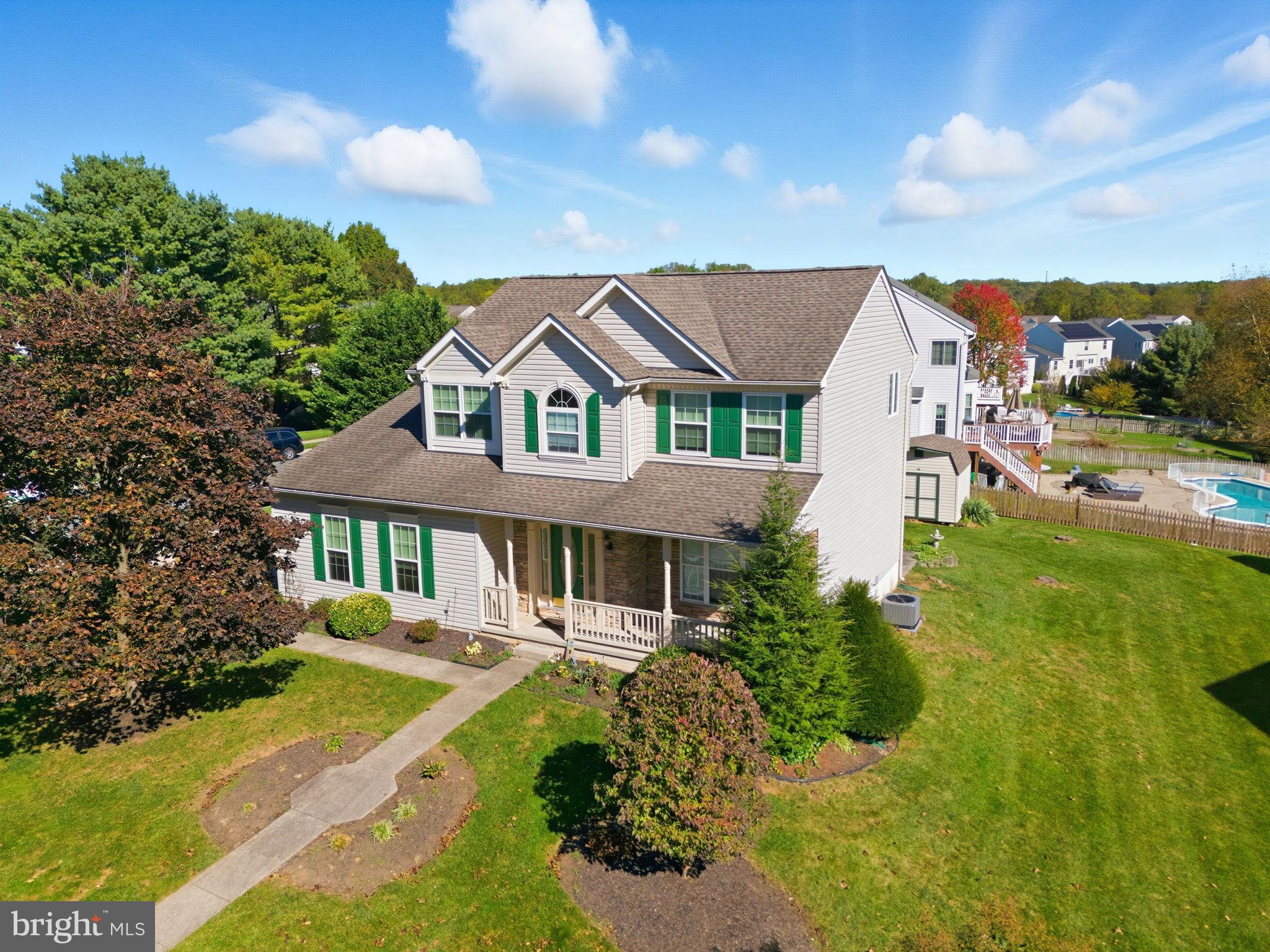 HICKORY OVERLOOK - Residential