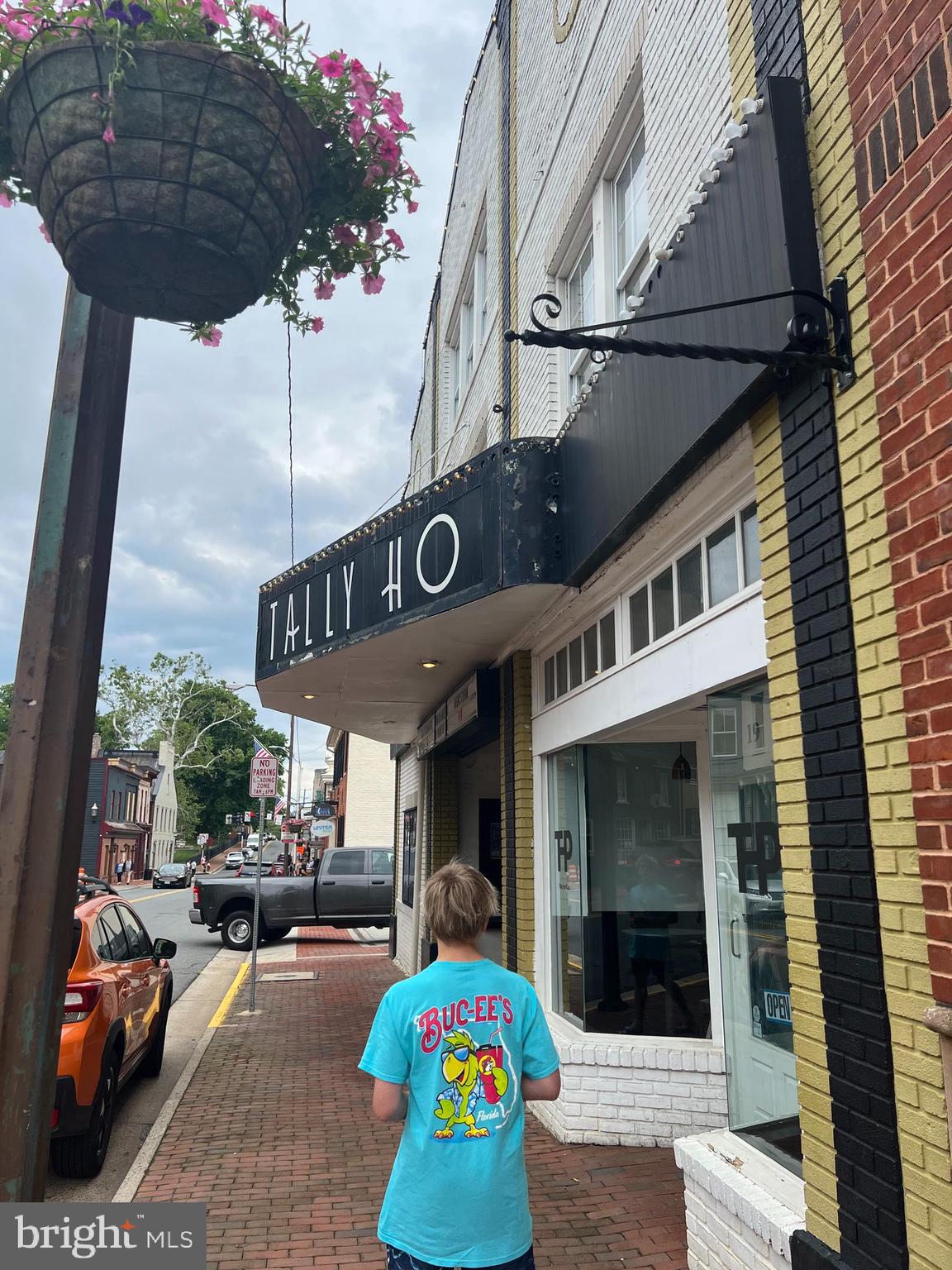 EAST QUARTER - Residential