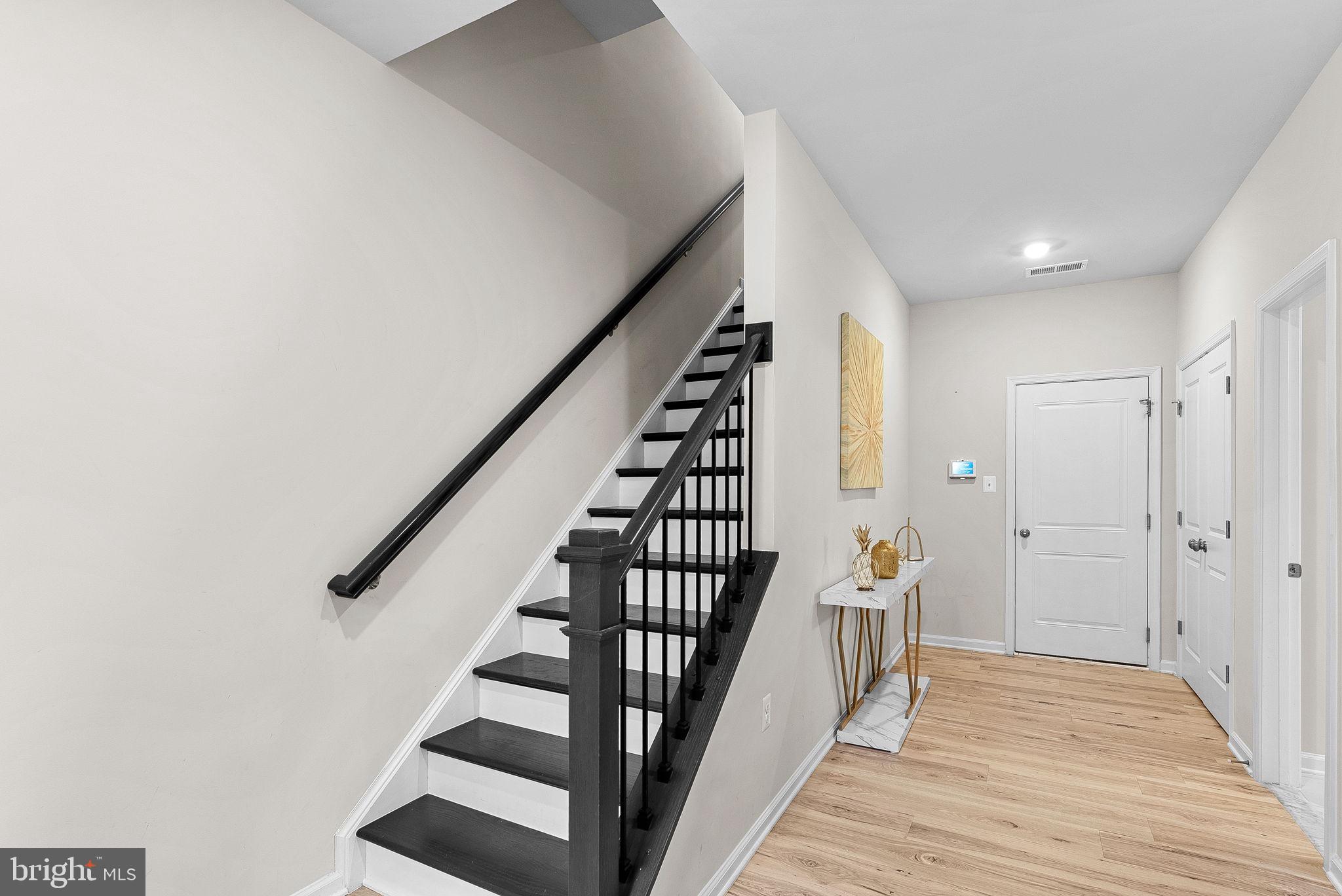 EAST QUARTER - Residential