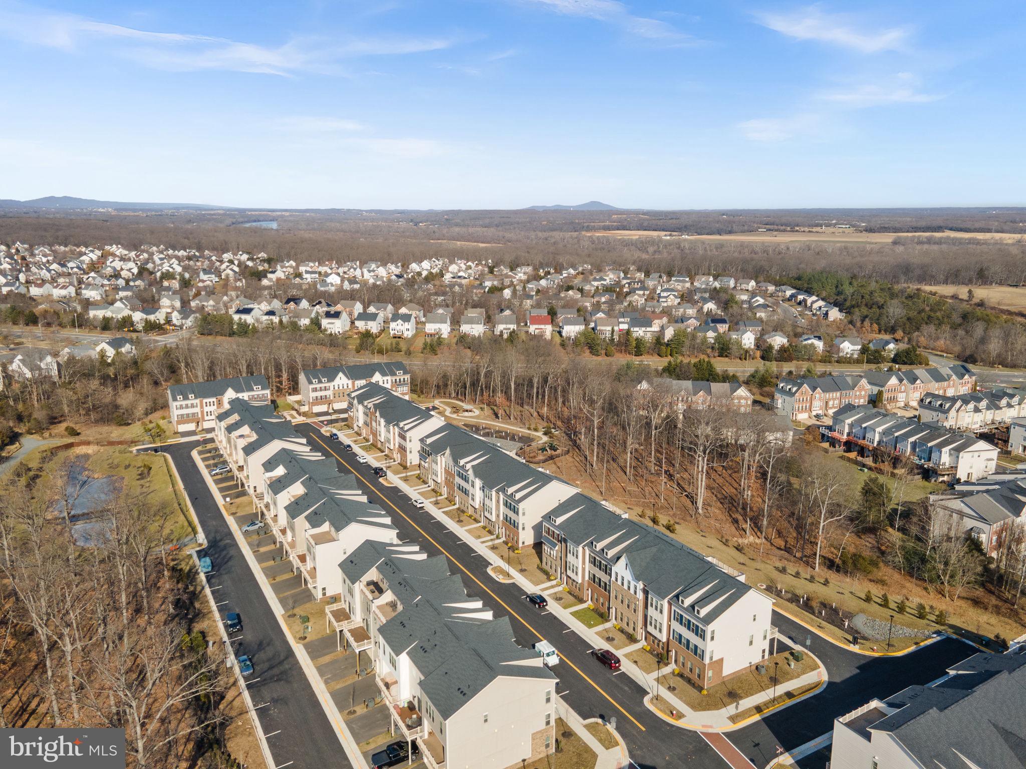 EAST QUARTER - Residential