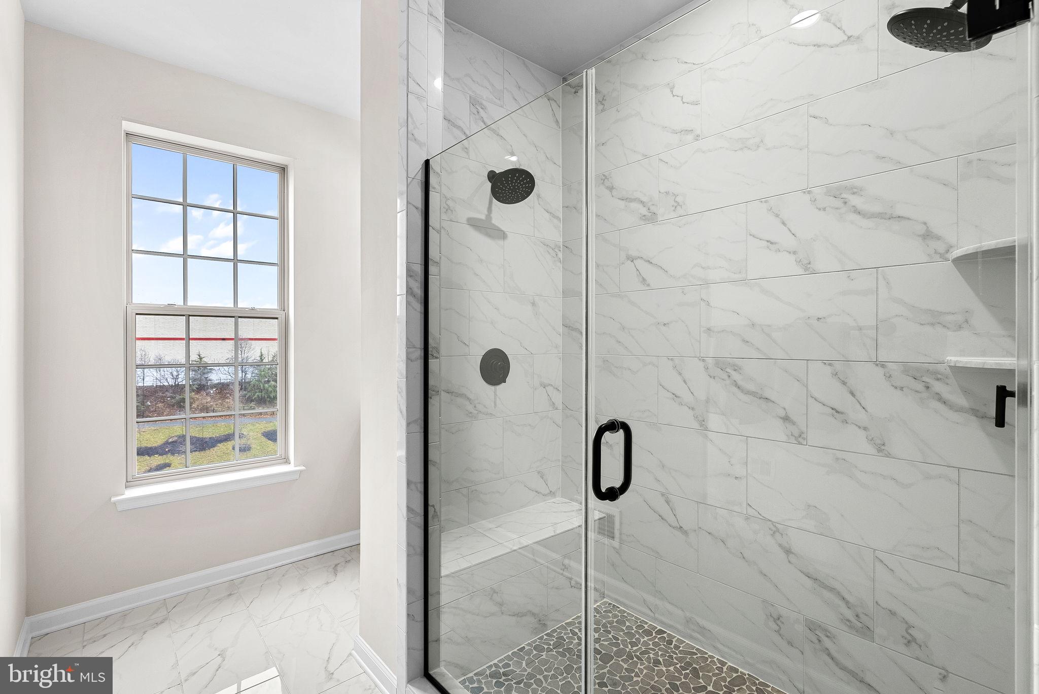 EAST QUARTER - Residential