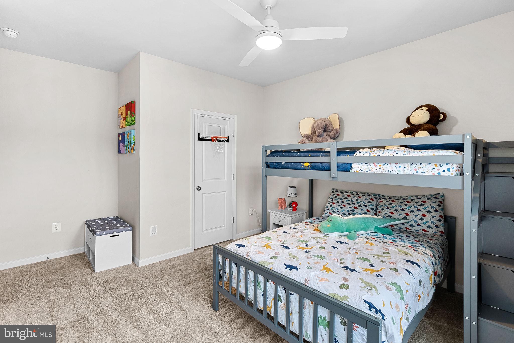 EAST QUARTER - Residential