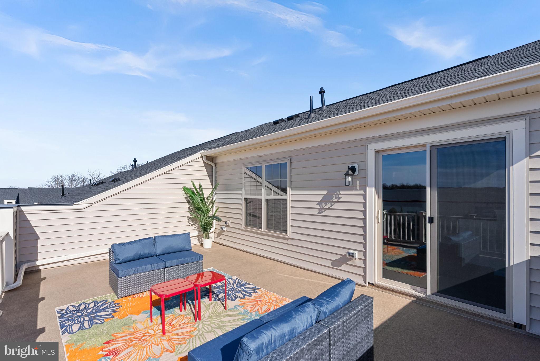 EAST QUARTER - Residential