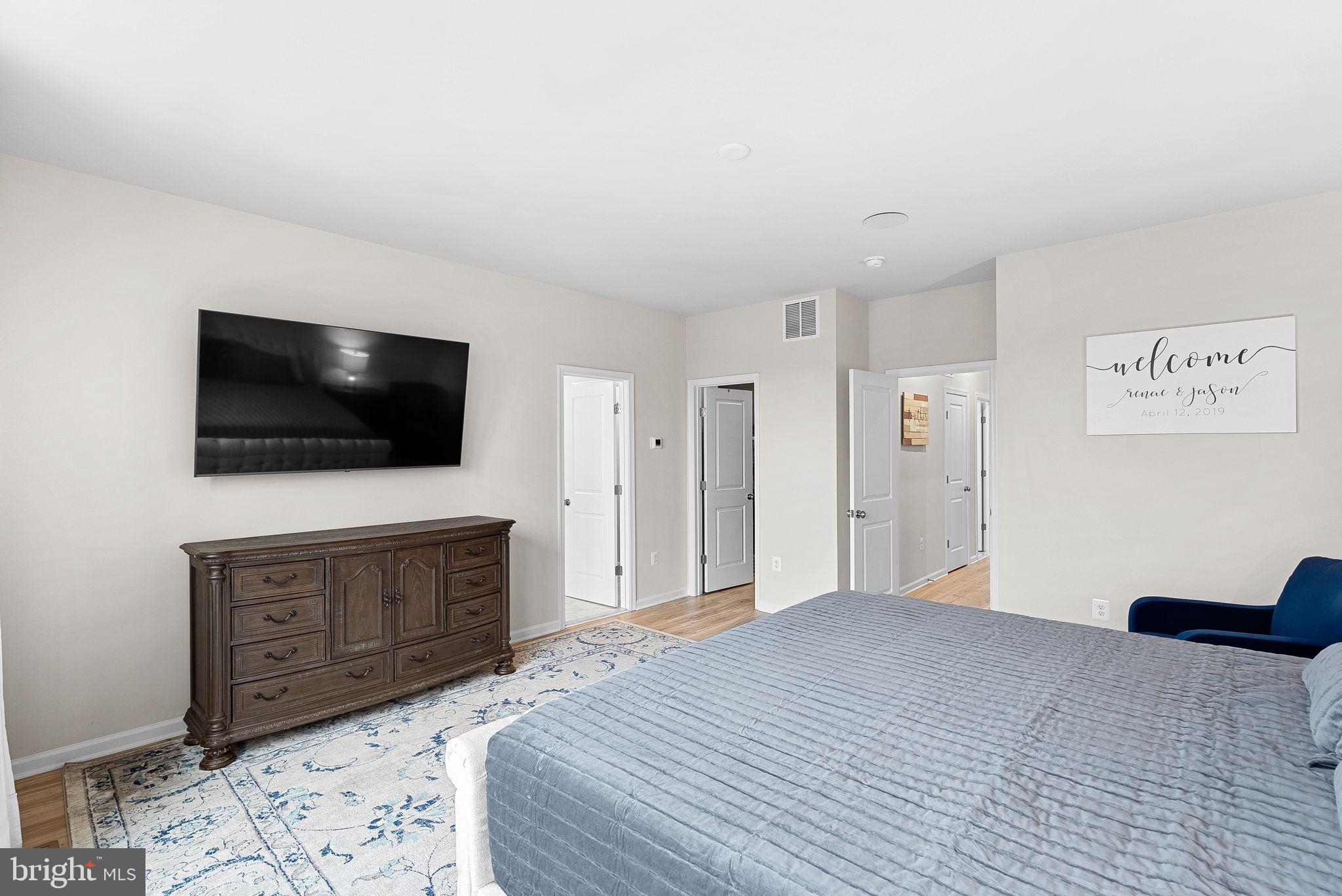 EAST QUARTER - Residential