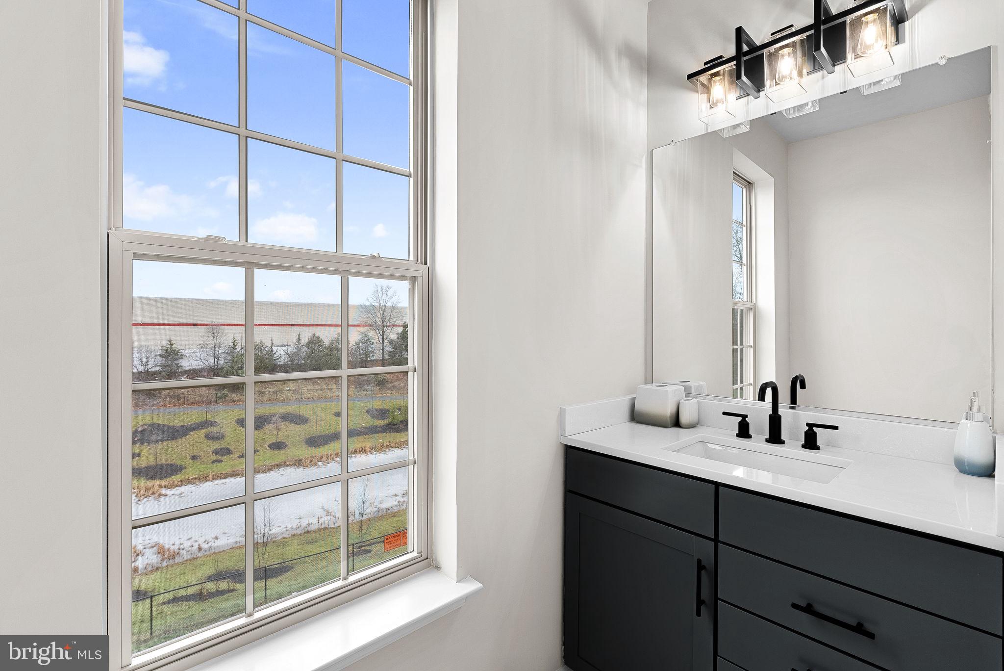 EAST QUARTER - Residential