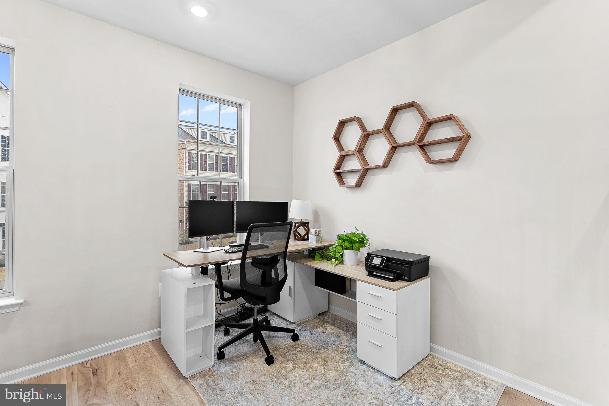 EAST QUARTER - Residential