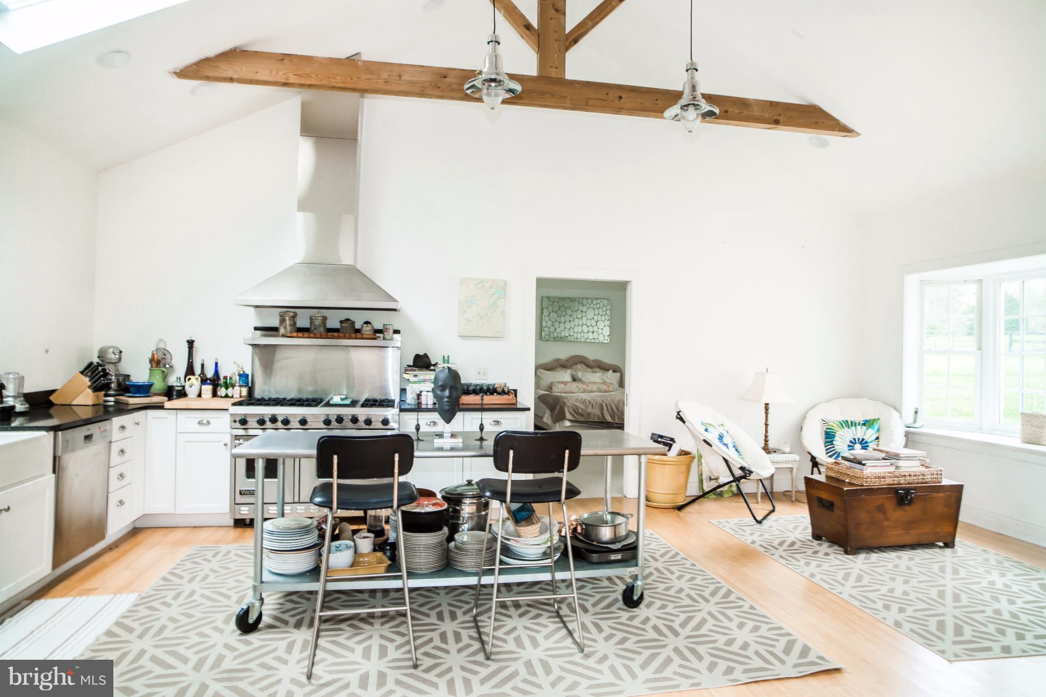 ASPEN HILL - Residential