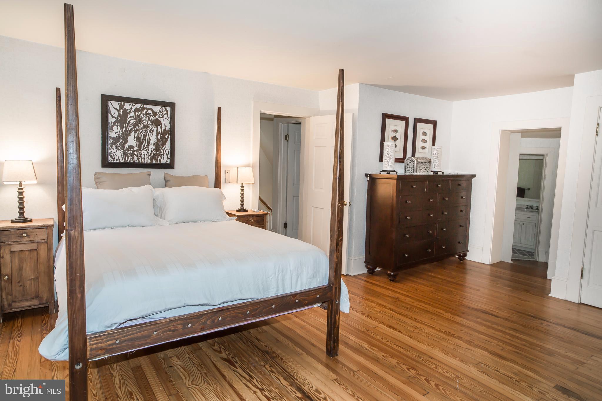 ASPEN HILL - Residential