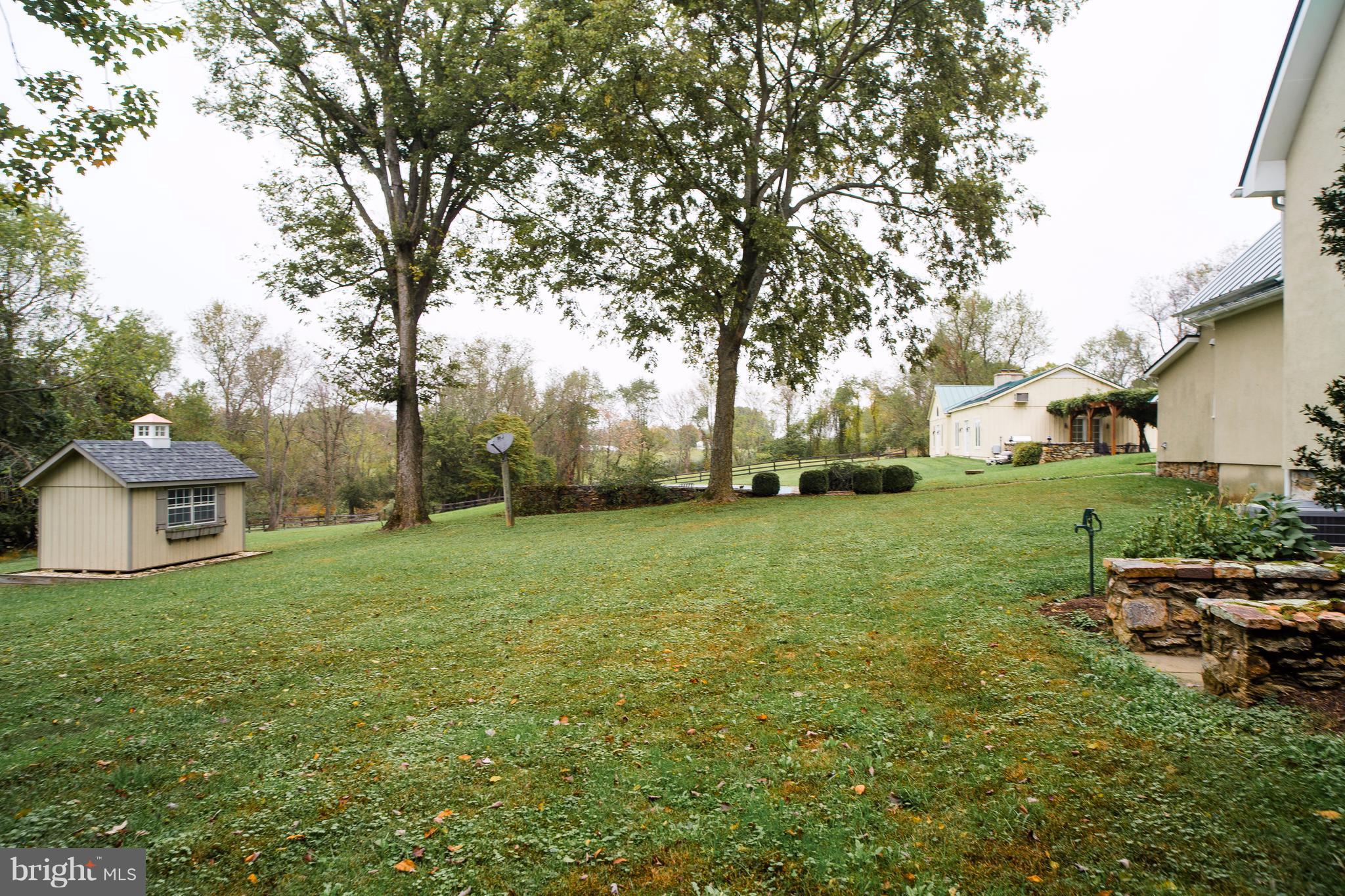 ASPEN HILL - Residential