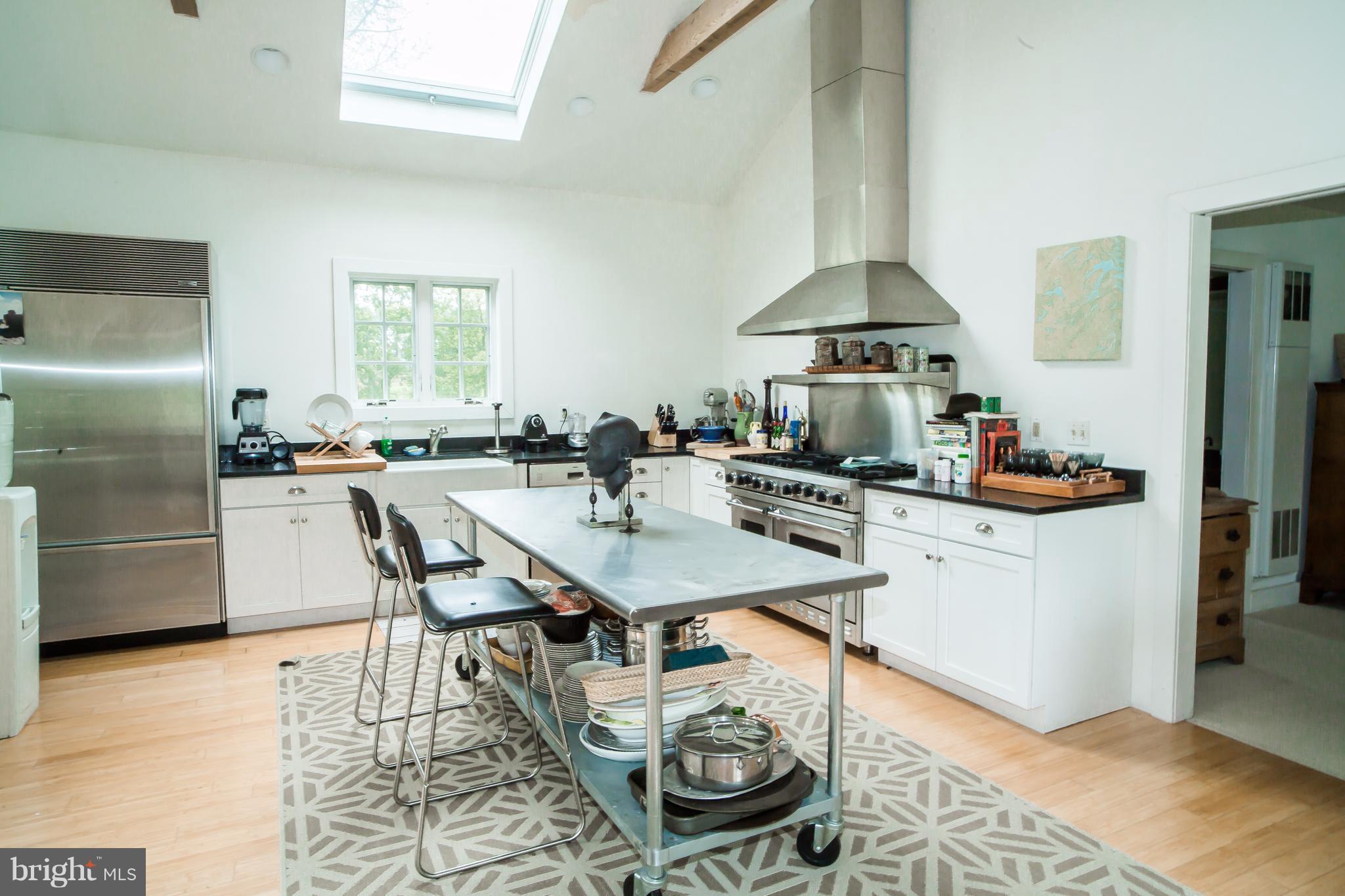 ASPEN HILL - Residential