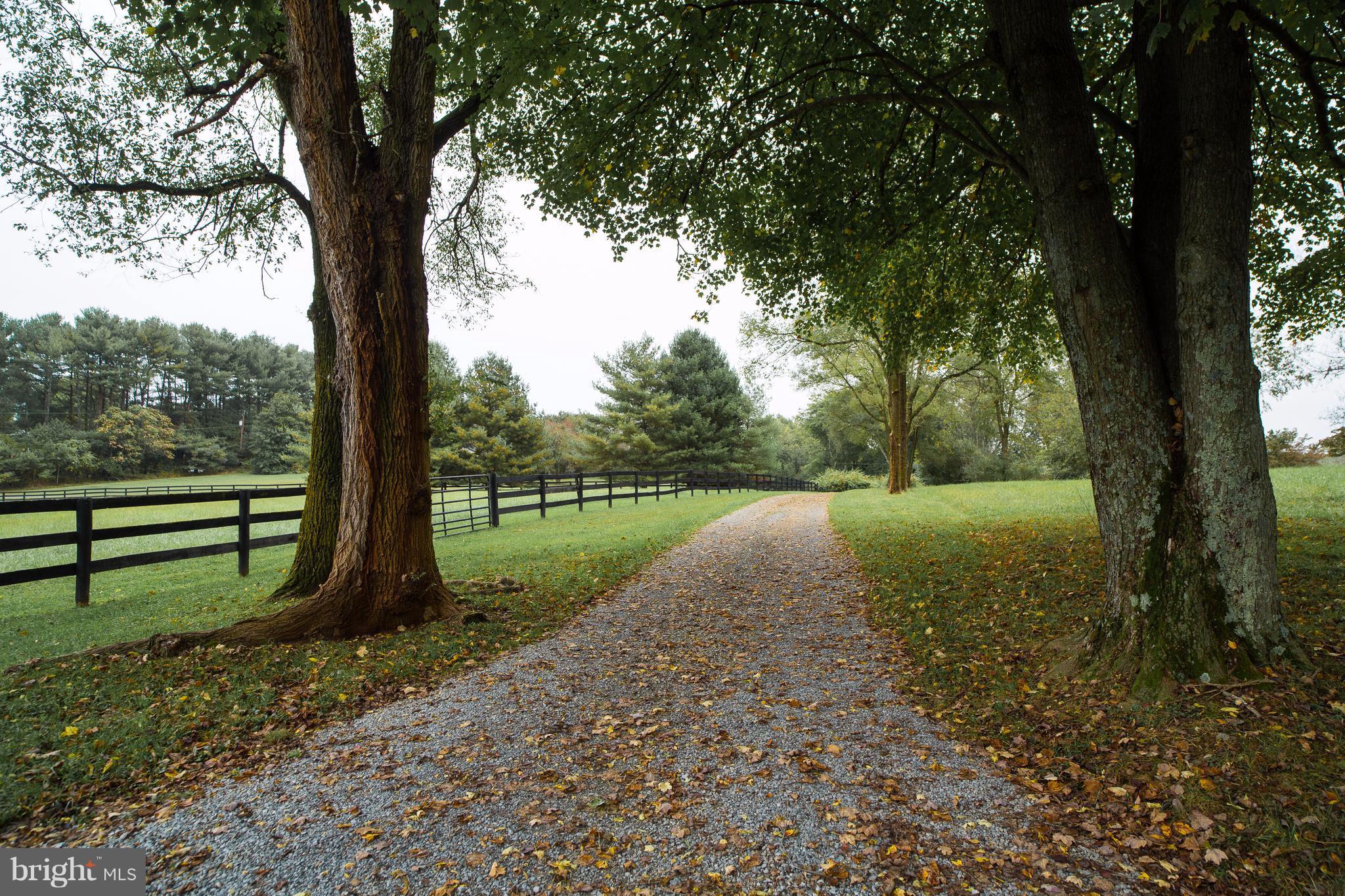 ASPEN HILL - Residential