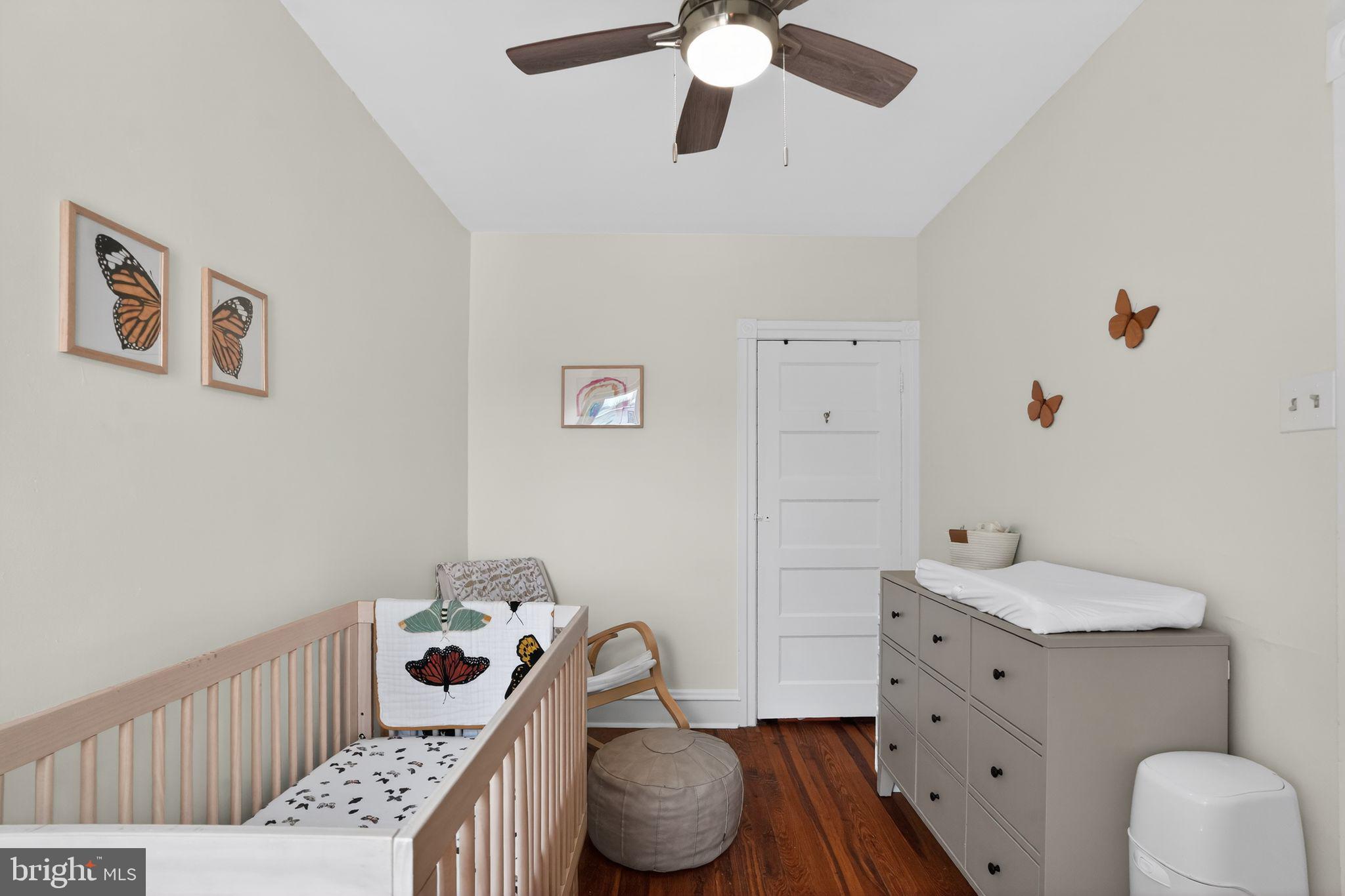 ROXBOROUGH - Residential