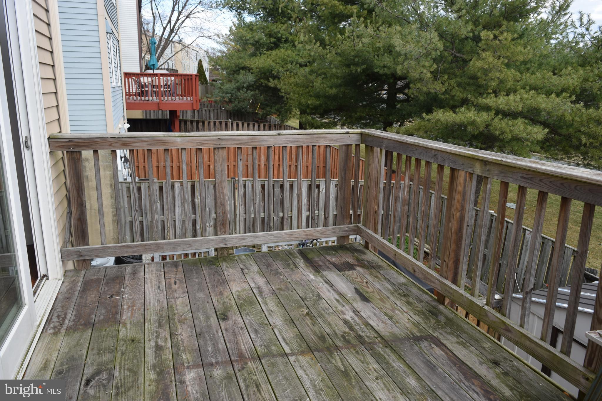 ROLLINGWOOD VILLAGE - Residential Lease