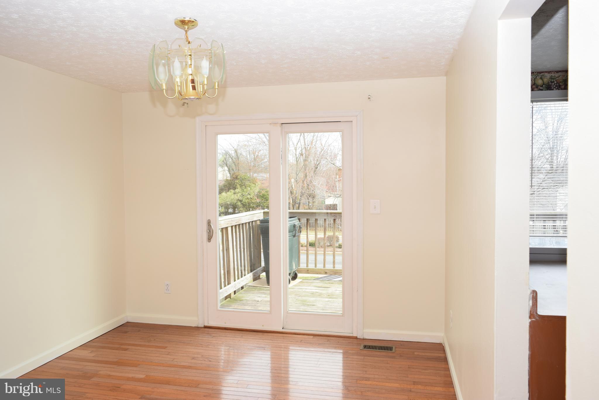 ROLLINGWOOD VILLAGE - Residential Lease