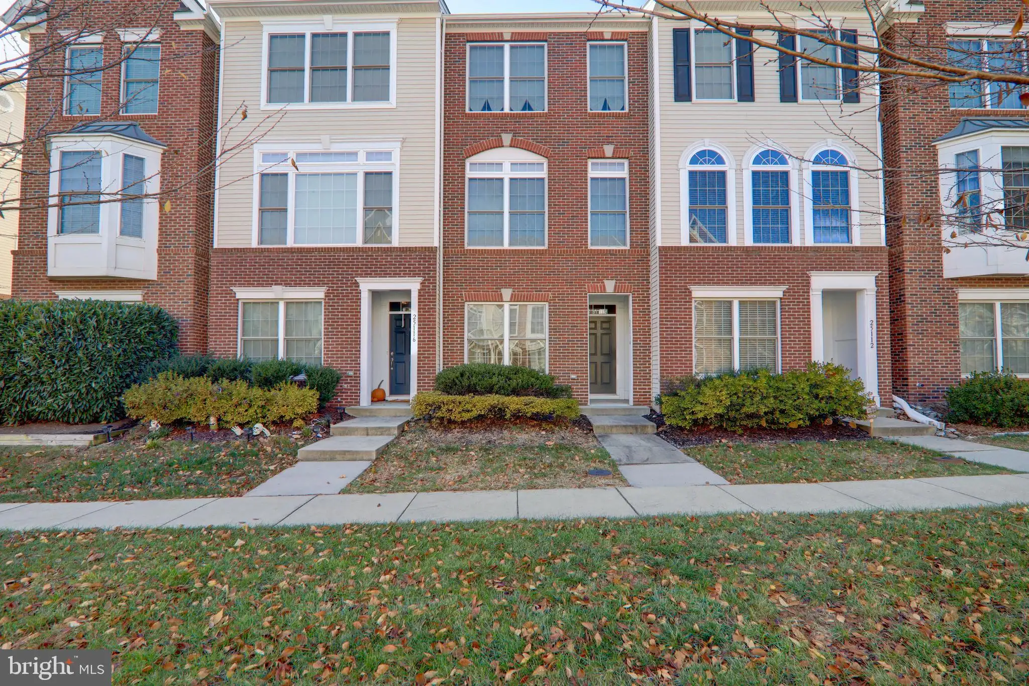 25114 Neptune Terrace, Chantilly, VA 20152