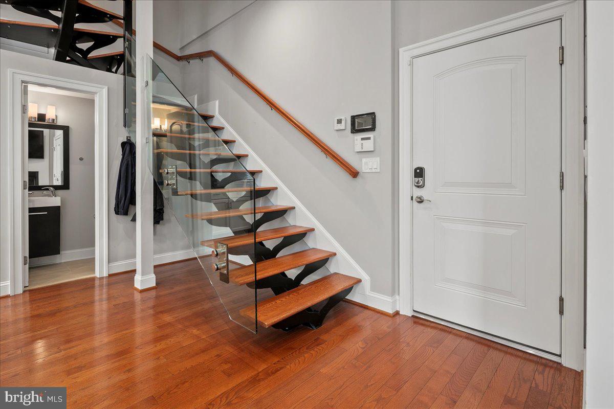 2019 19TH STREET NW 2