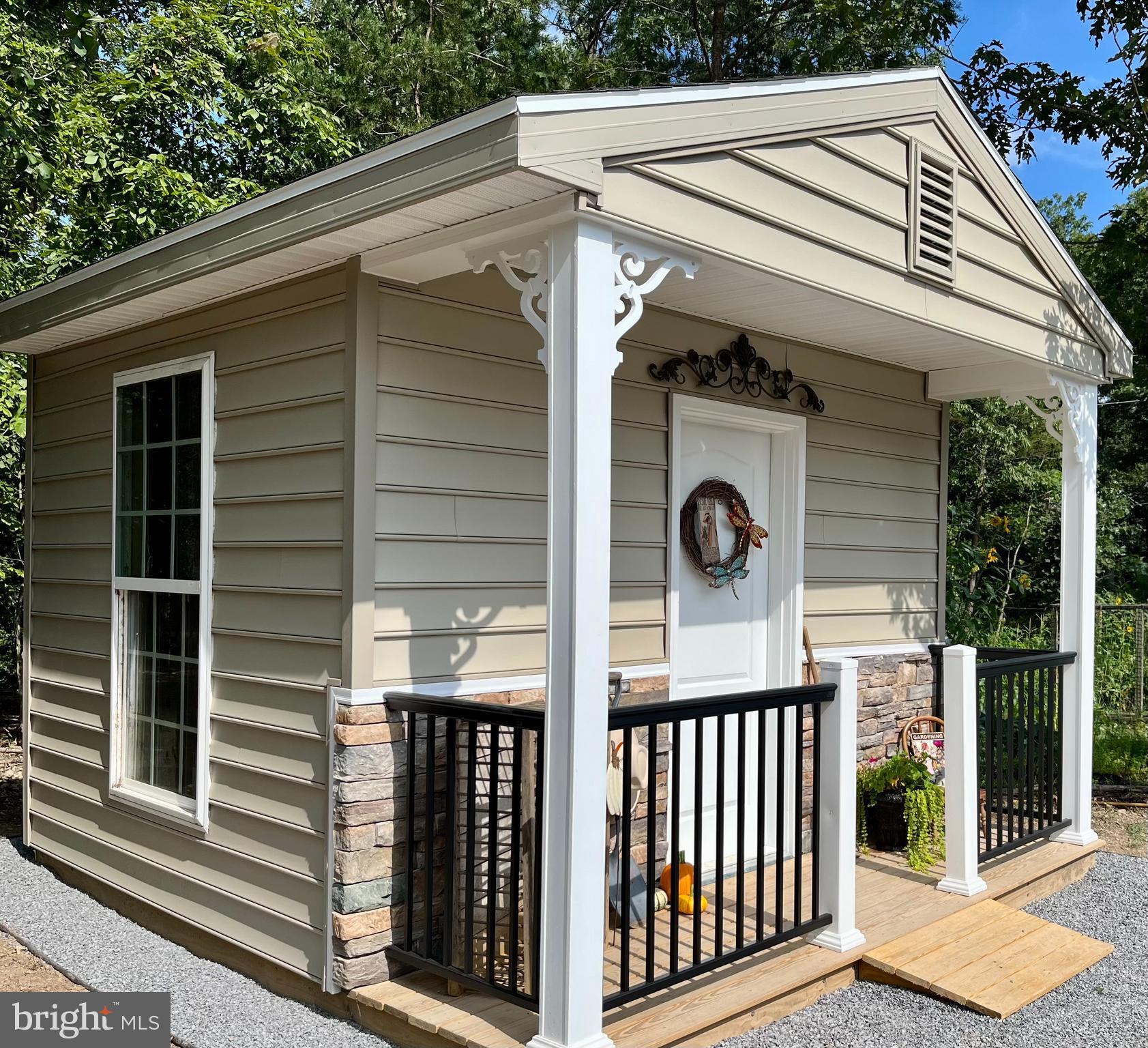 GERRARDSTOWN - Residential