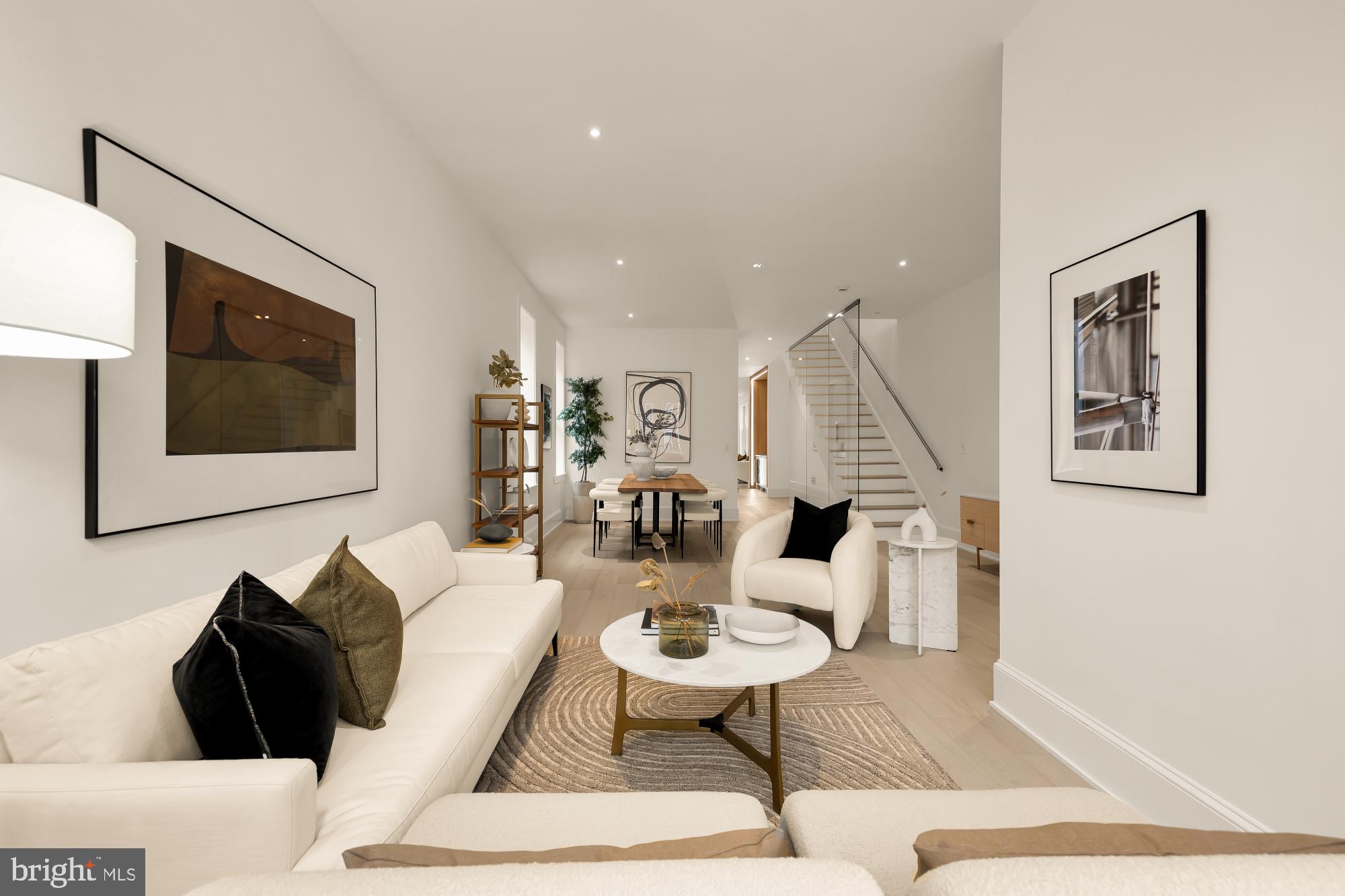 CAPITOL HILL - Residential