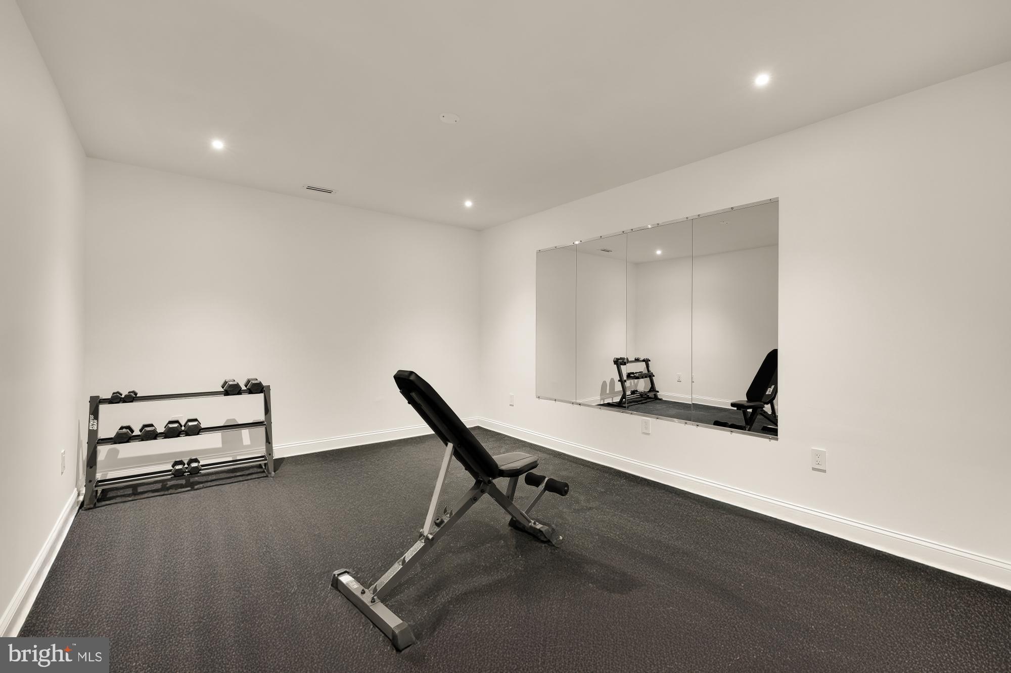 CAPITOL HILL - Residential